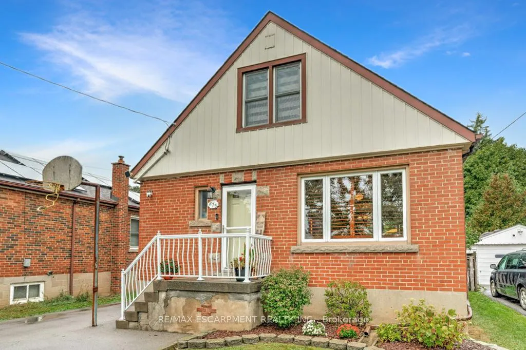 Photo 1 of 275 Montrose Avenue, Hamilton, Rosedale — HOMEH