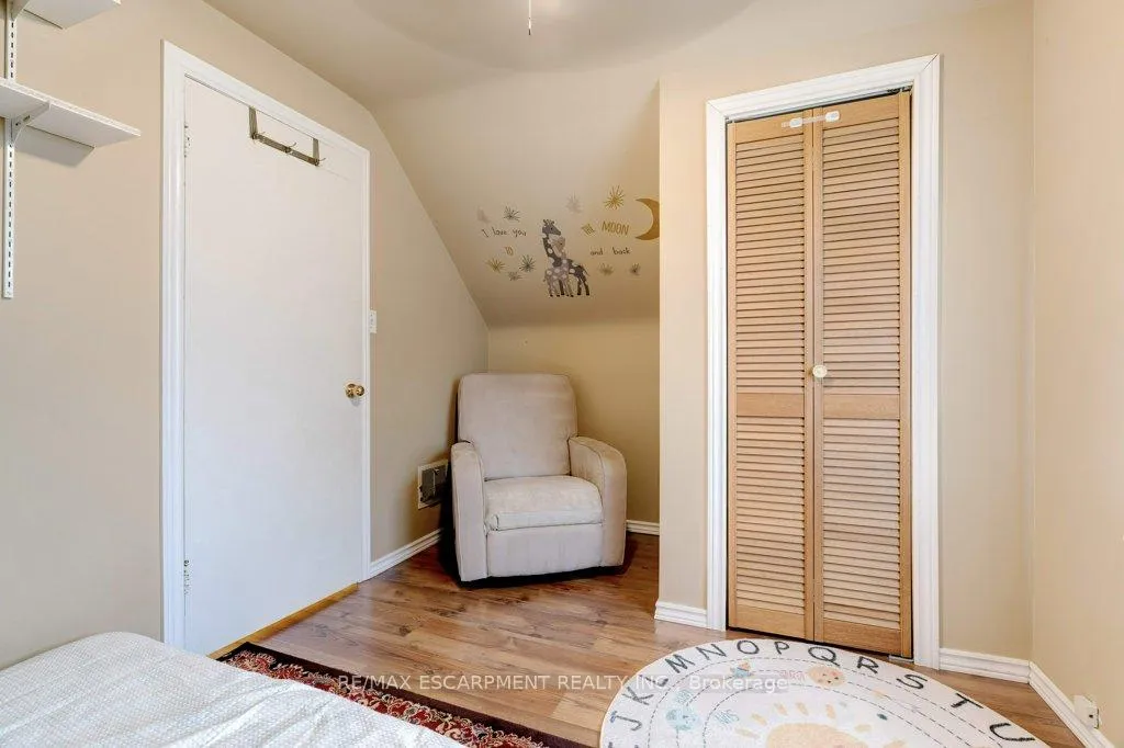 Photo 17 of 275 Montrose Avenue, Hamilton, Rosedale — HOMEH