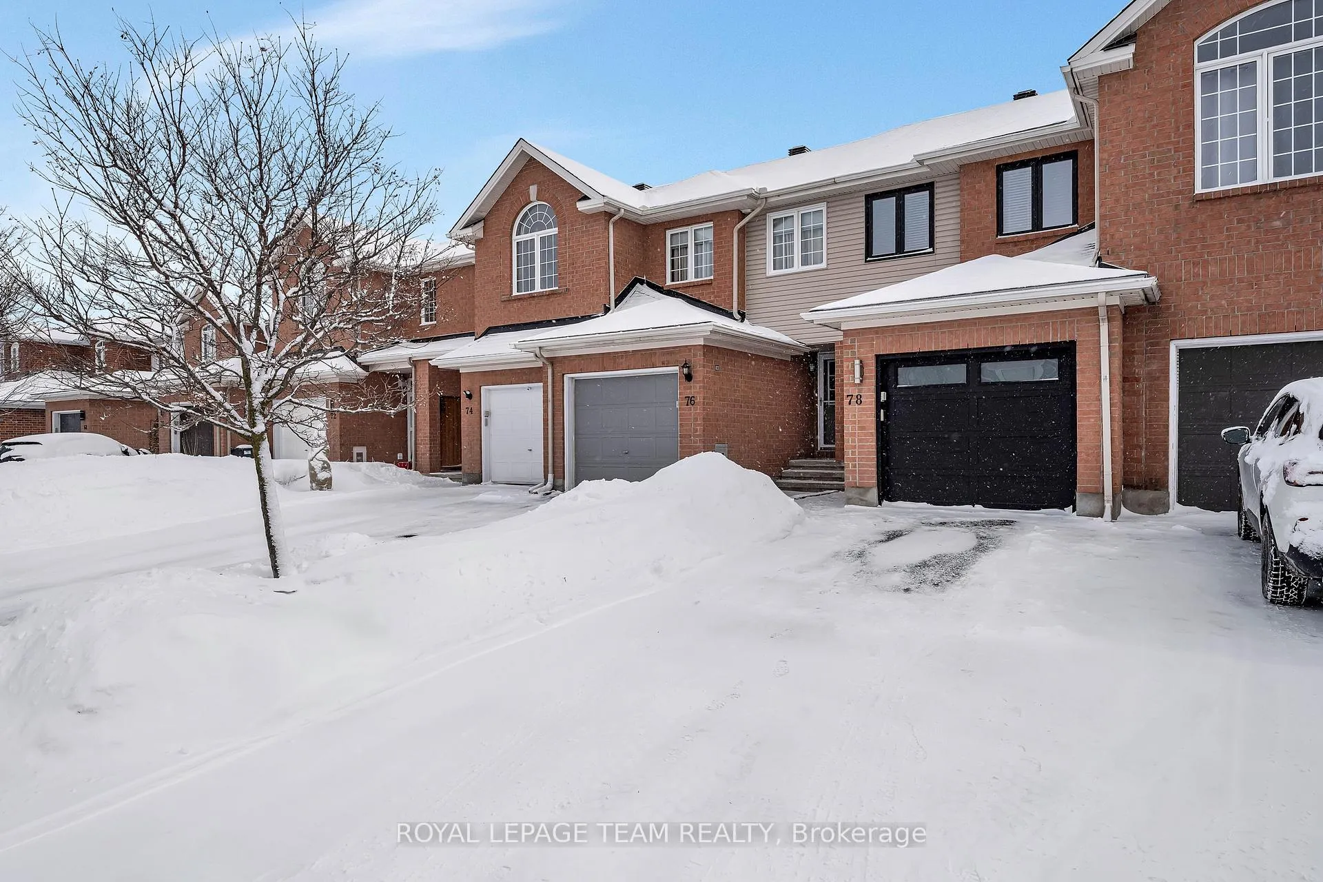 Photo 2 of 78 Grammercy Parkway, Ottawa, Central Park — HOMEH
