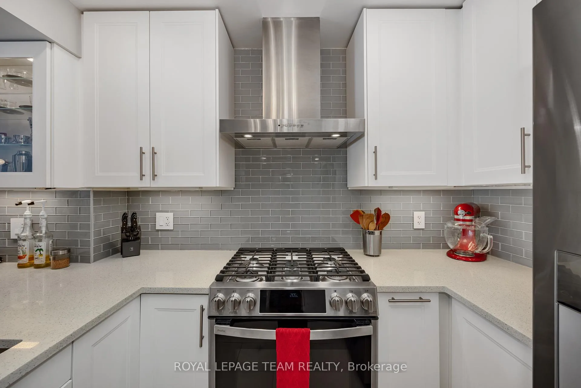 Photo 5 of 78 Grammercy Parkway, Ottawa, Central Park — HOMEH