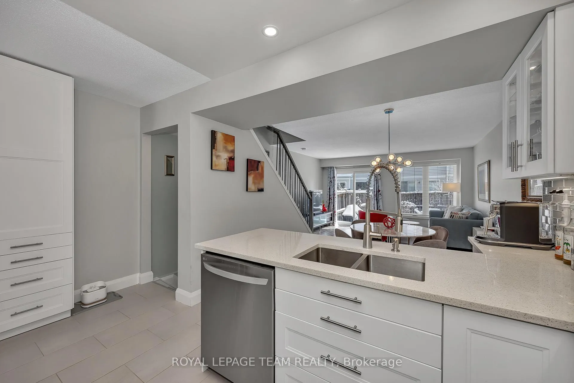 Photo 6 of 78 Grammercy Parkway, Ottawa, Central Park — HOMEH