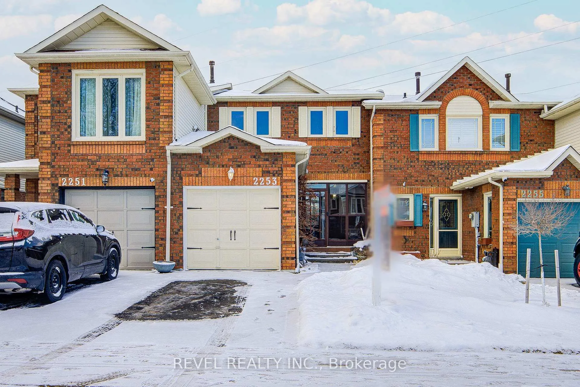 Photo 1 of 2253 Wildwood Crescent, Pickering, Brock Ridge — HOMEH