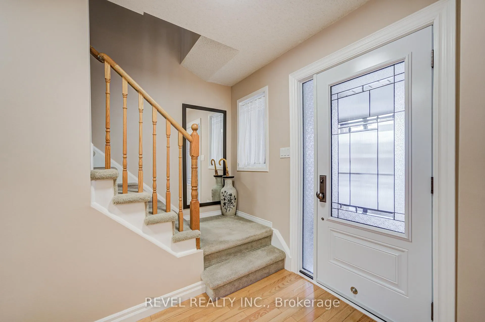 Photo 4 of 2253 Wildwood Crescent, Pickering, Brock Ridge — HOMEH