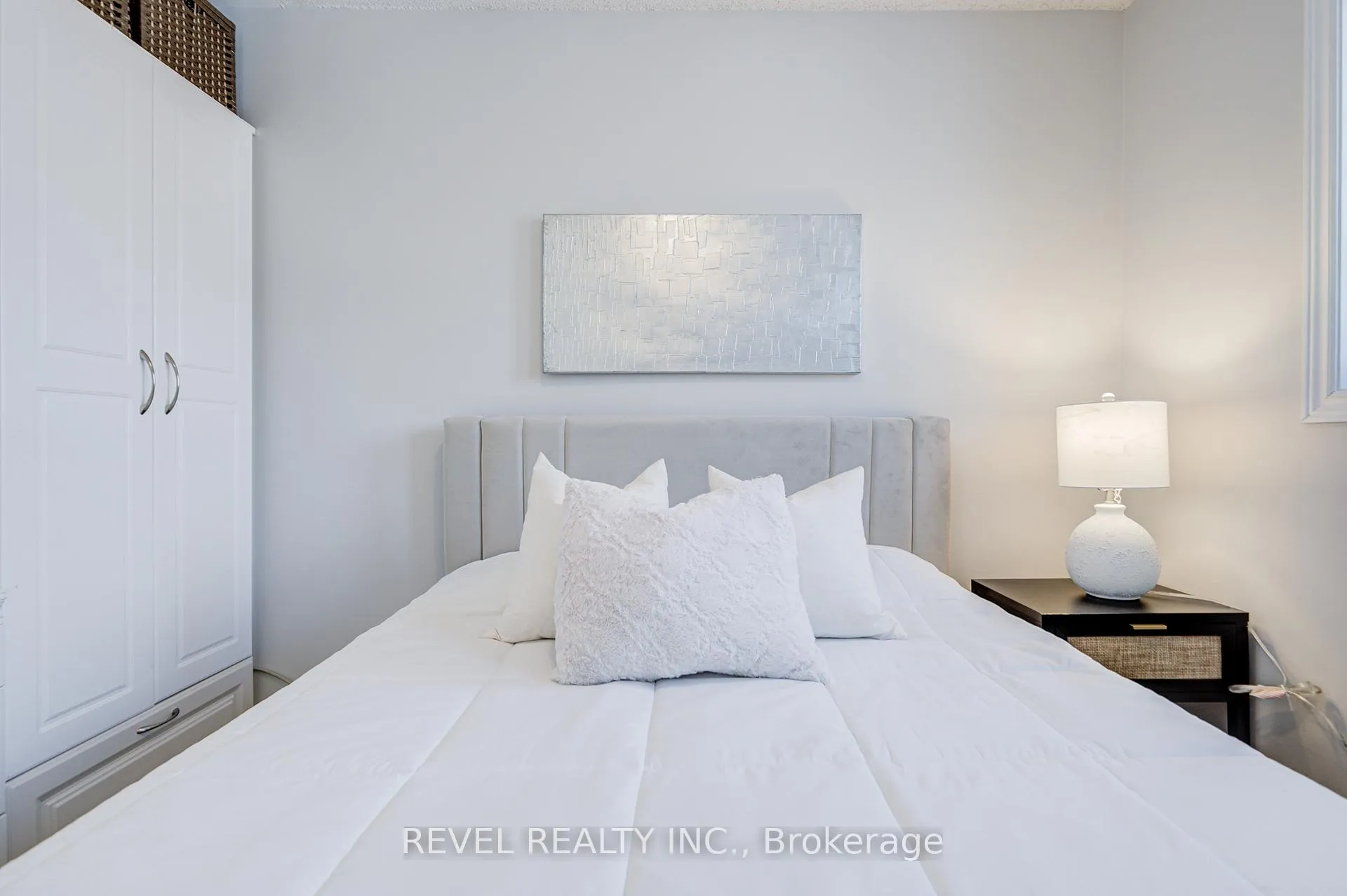 Photo 27 of 2253 Wildwood Crescent, Pickering, Brock Ridge — HOMEH