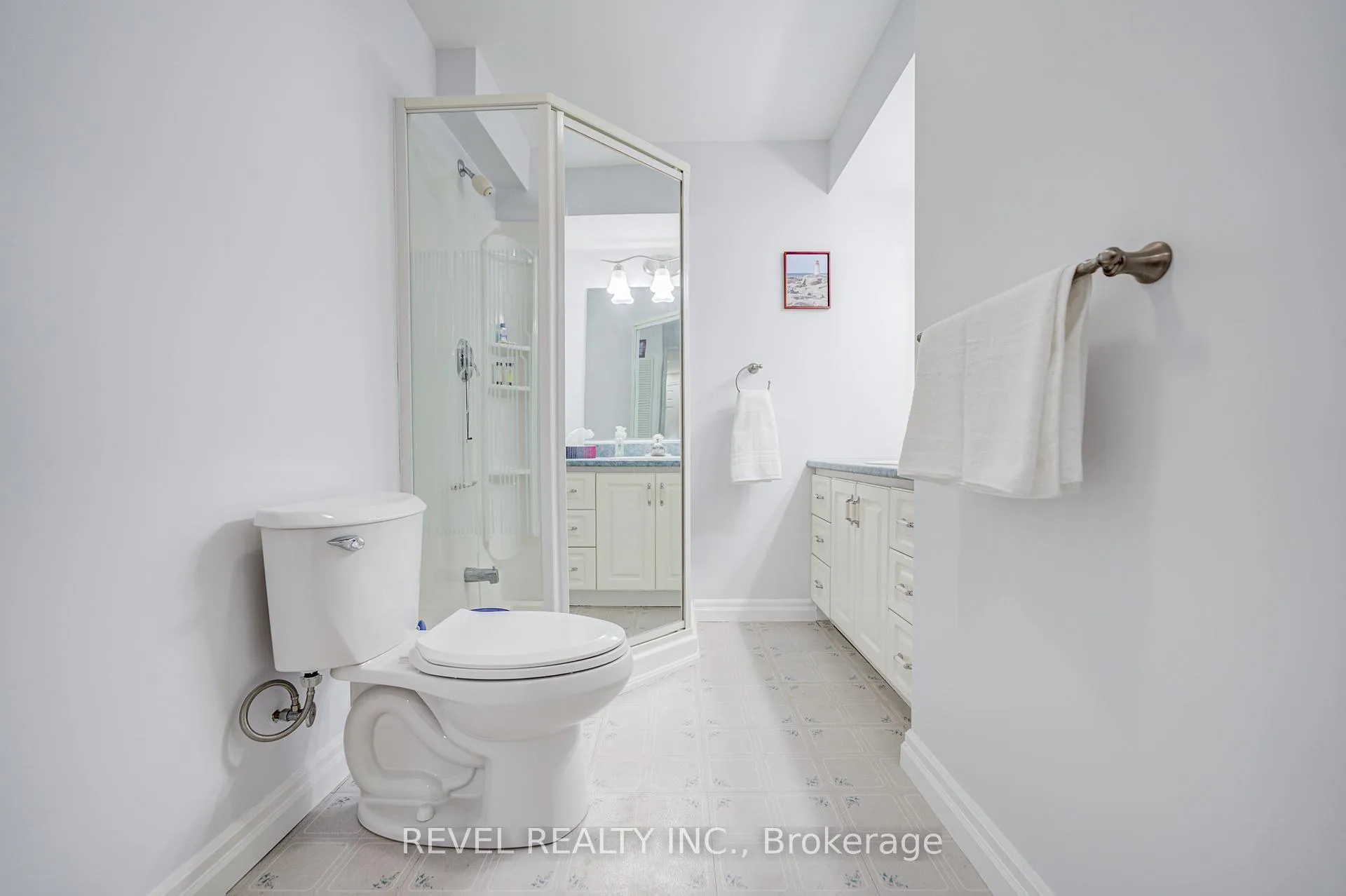 Photo 37 of 2253 Wildwood Crescent, Pickering, Brock Ridge — HOMEH