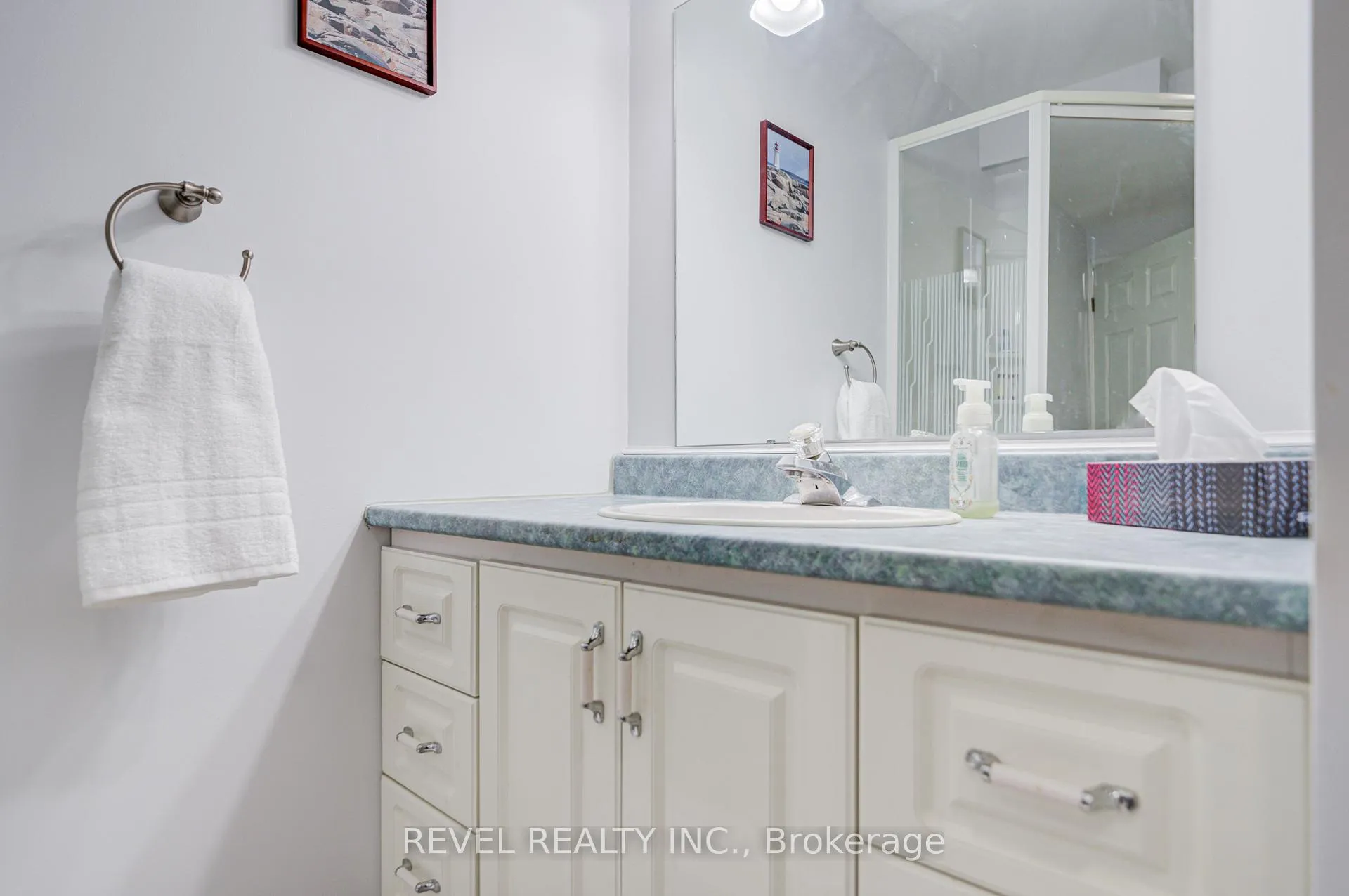 Photo 38 of 2253 Wildwood Crescent, Pickering, Brock Ridge — HOMEH