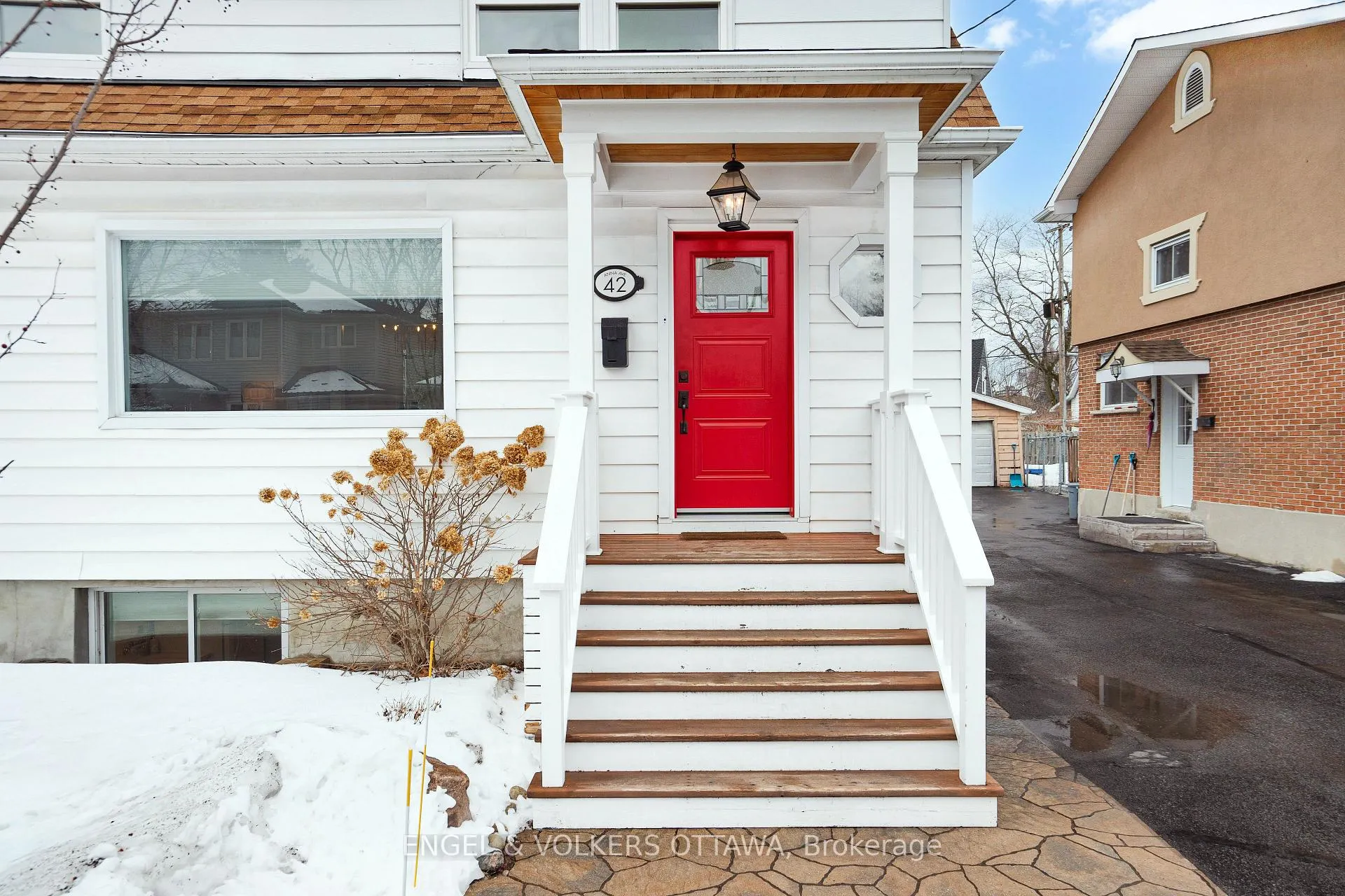 Photo 3 of 42 Anna Avenue, Ottawa, Carlington — HOMEH