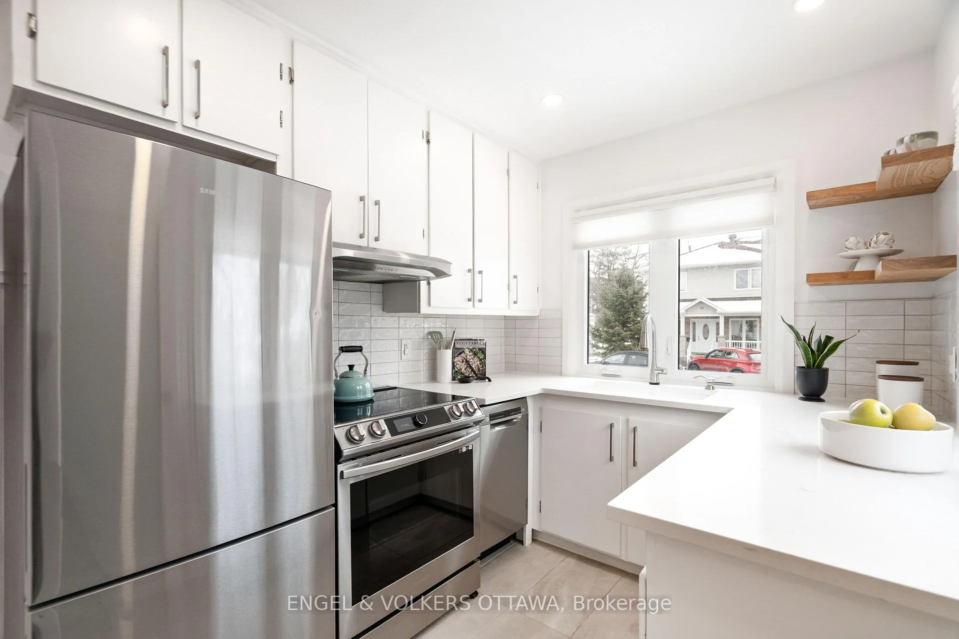 Photo 12 of 42 Anna Avenue, Ottawa, Carlington — HOMEH