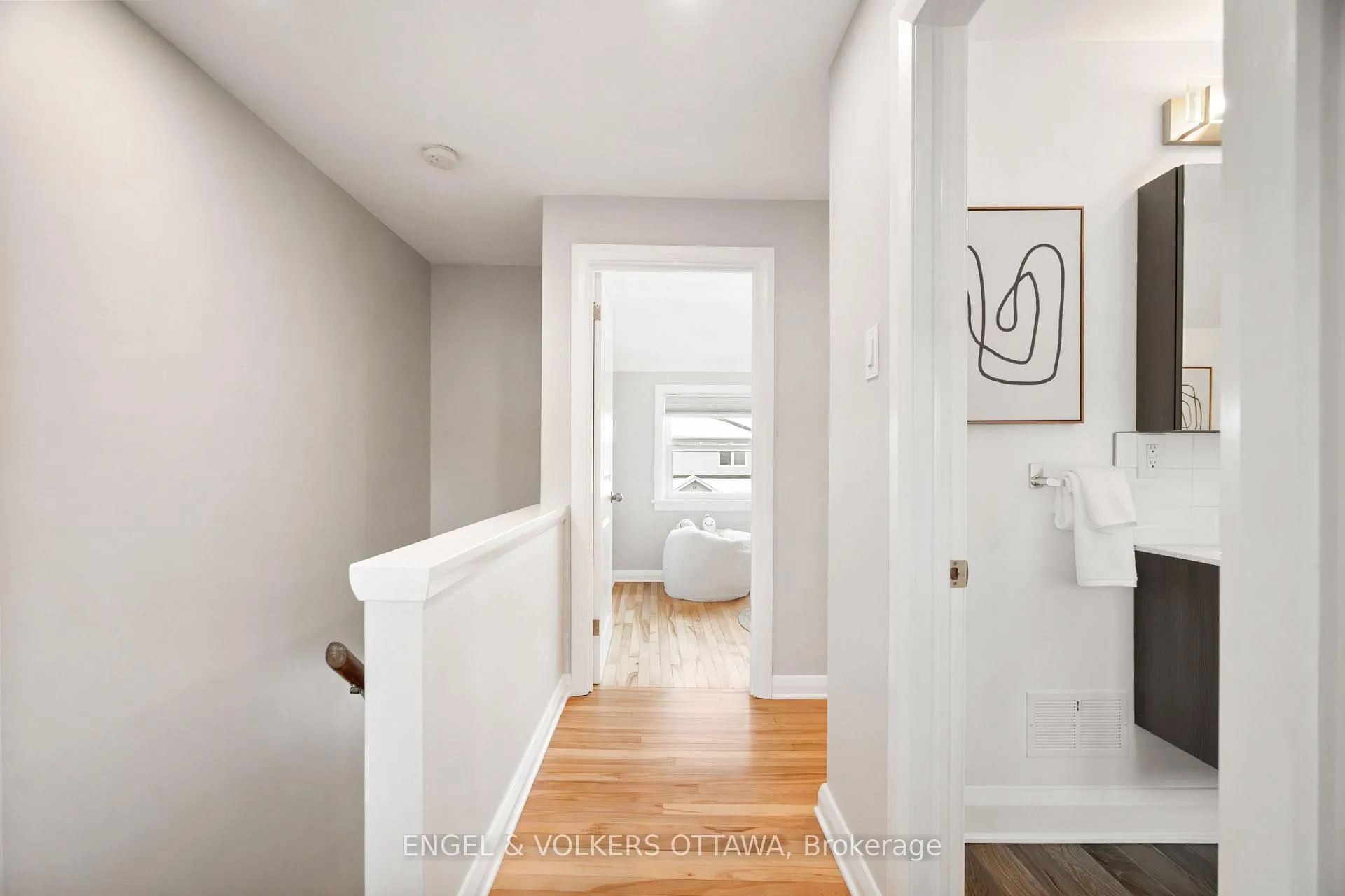 Photo 24 of 42 Anna Avenue, Ottawa, Carlington — HOMEH