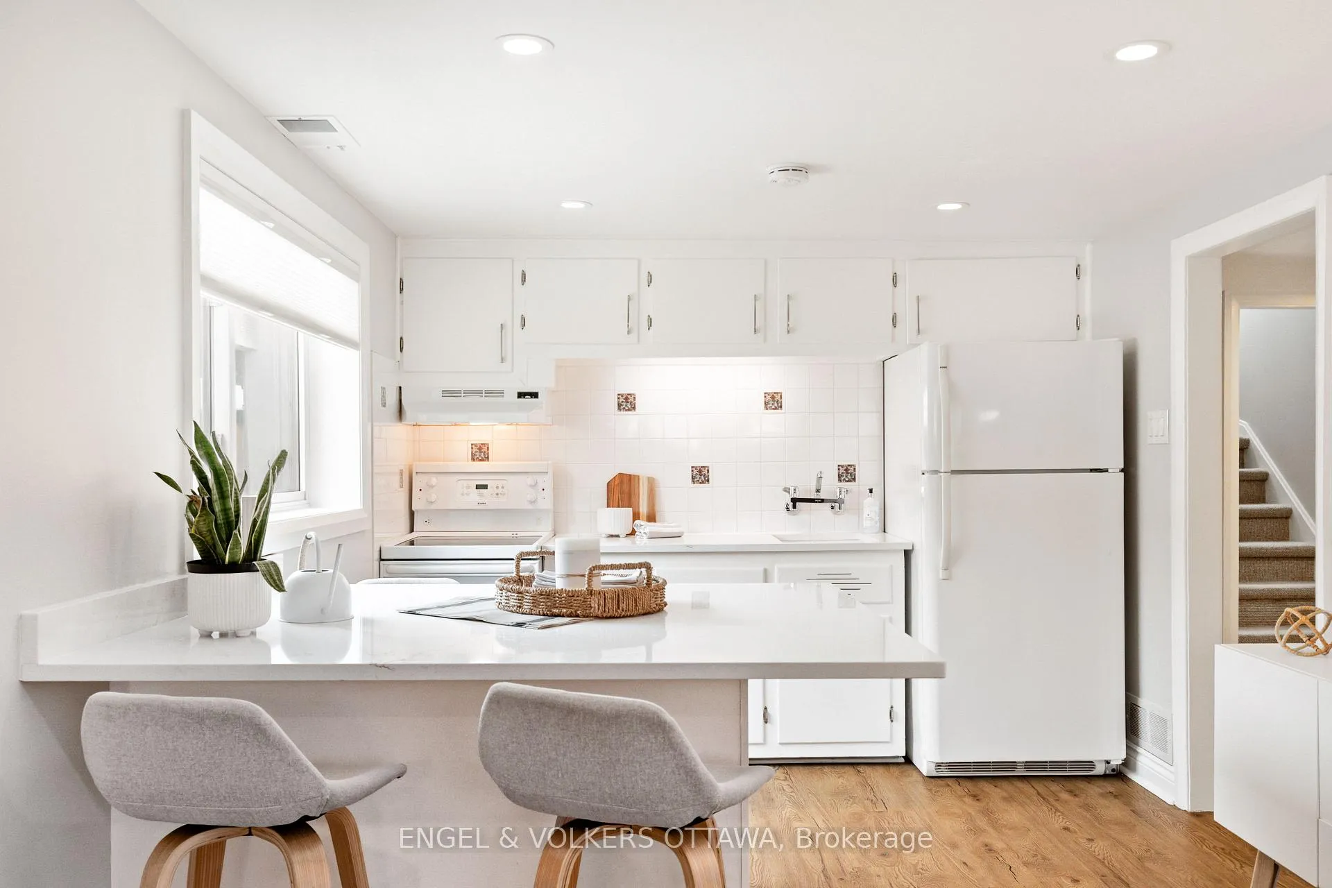 Photo 37 of 42 Anna Avenue, Ottawa, Carlington — HOMEH