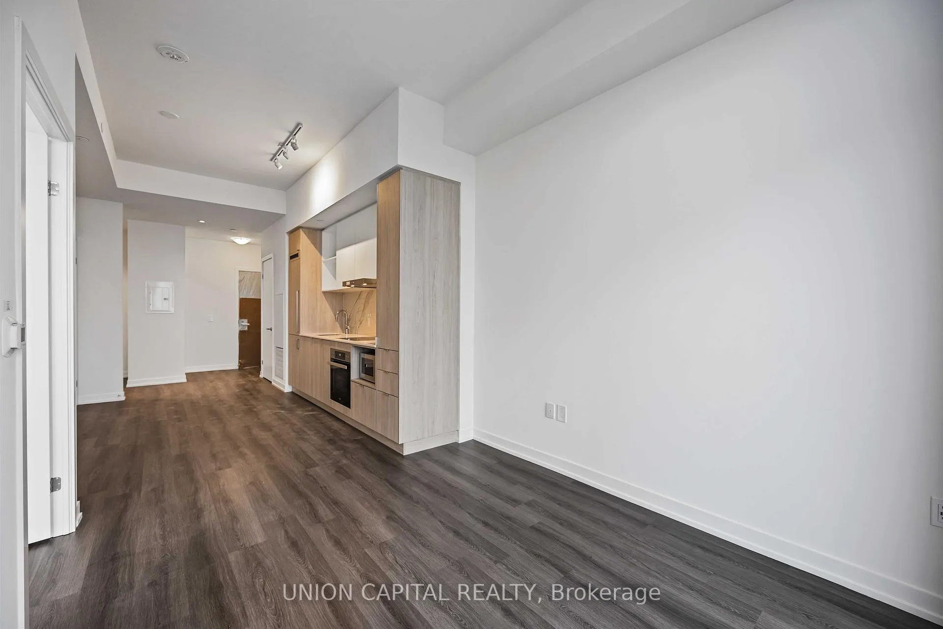 Photo 6 of Unit 5901, 138 Downes Street, Toronto, Waterfront Communities — HOMEH