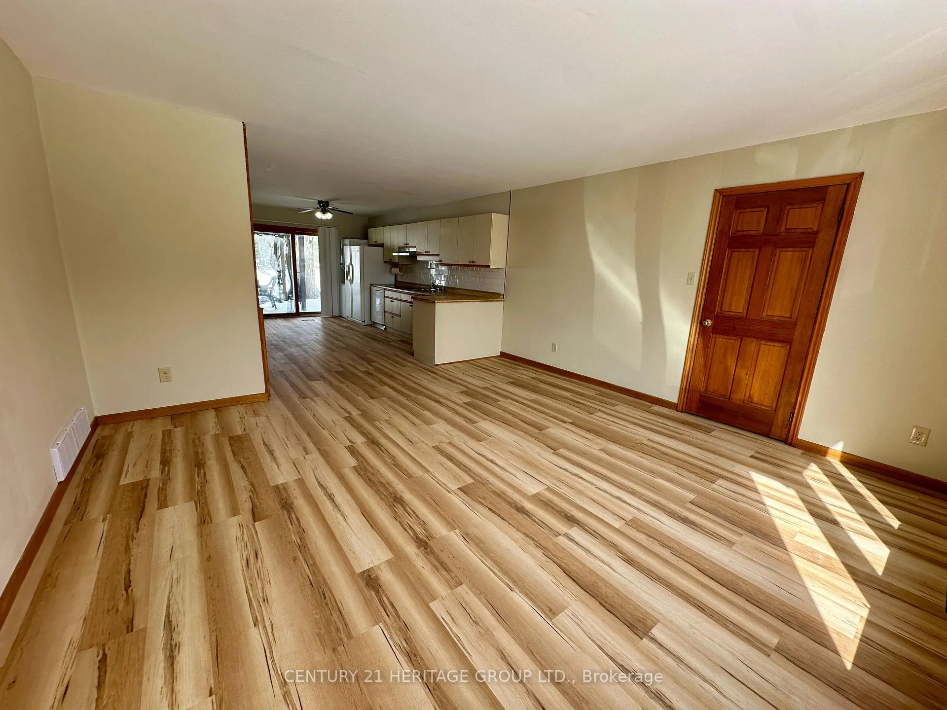 Photo 7 of Unit 1, 1871 Gilford Road, Innisfil, Rural Innisfil — HOMEH