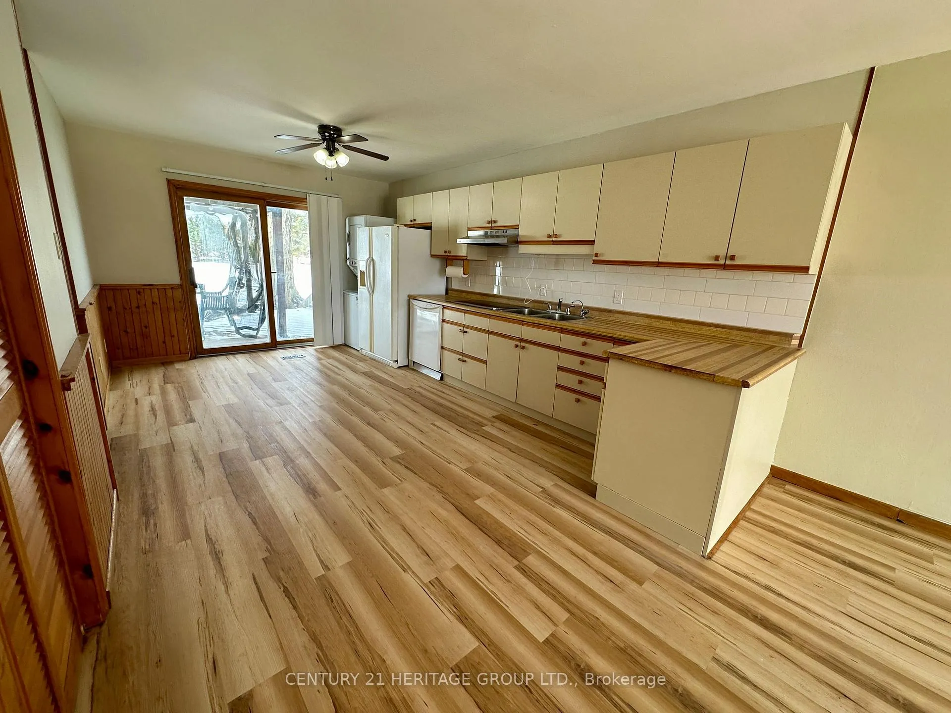 Photo 11 of Unit 1, 1871 Gilford Road, Innisfil, Rural Innisfil — HOMEH