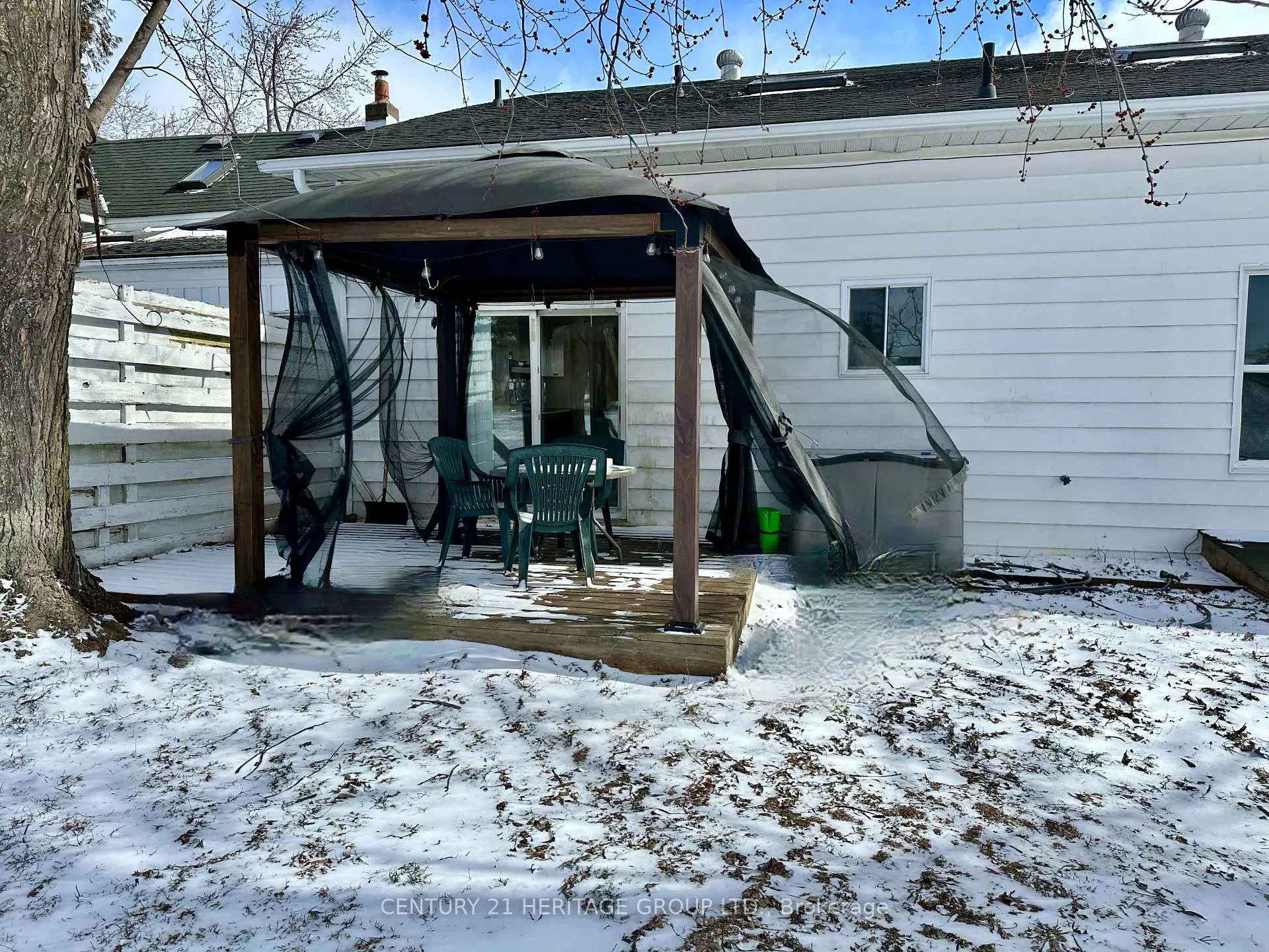 Photo 18 of Unit 1, 1871 Gilford Road, Innisfil, Rural Innisfil — HOMEH