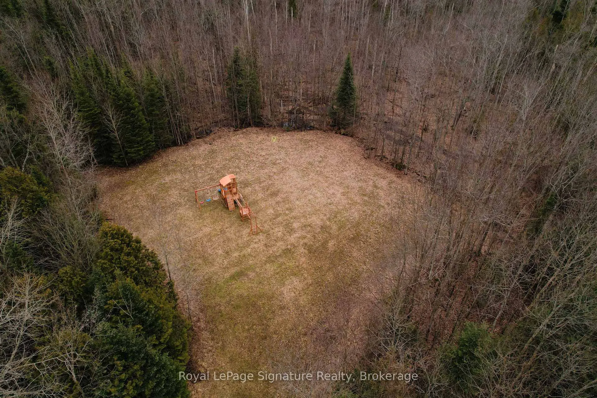 Photo 32 of 415040 10TH Line, Blue Mountains — HOMEH