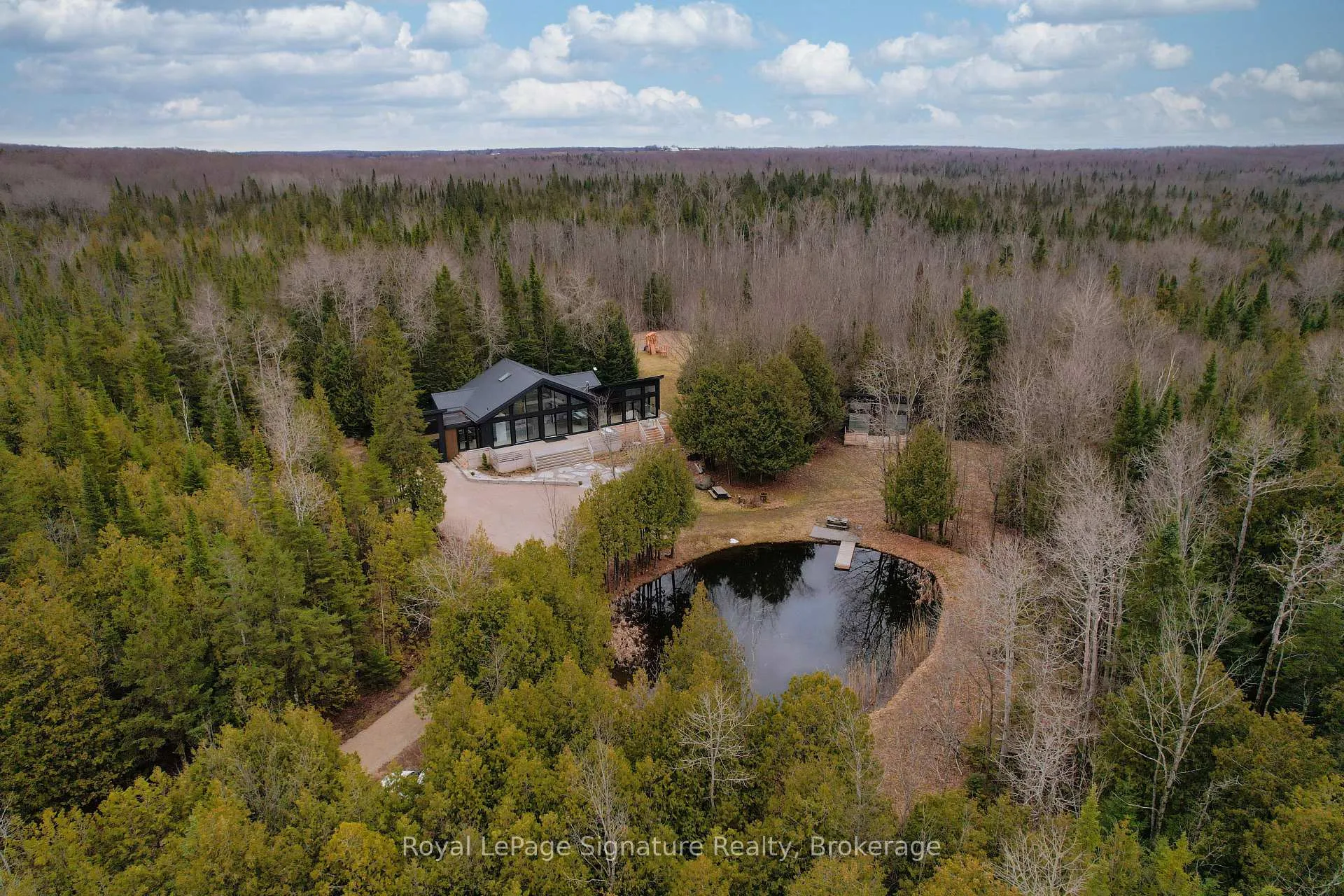 Photo 34 of 415040 10TH Line, Blue Mountains — HOMEH
