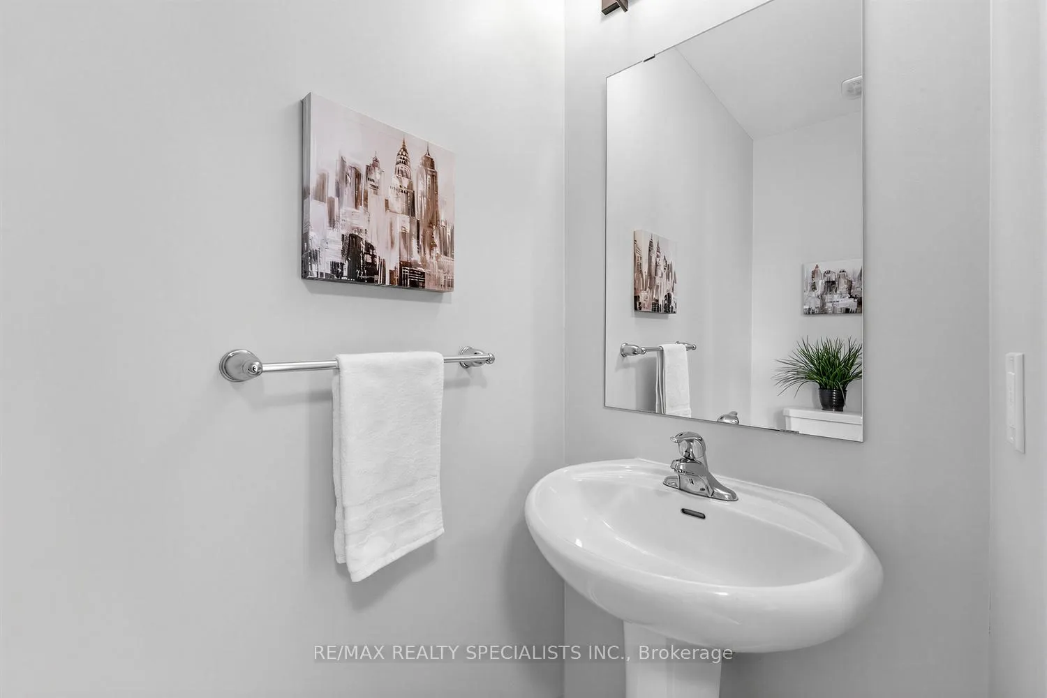 Photo 24 of Unit 92, 165 Hampshire Way, Milton, Dempsey — HOMEH