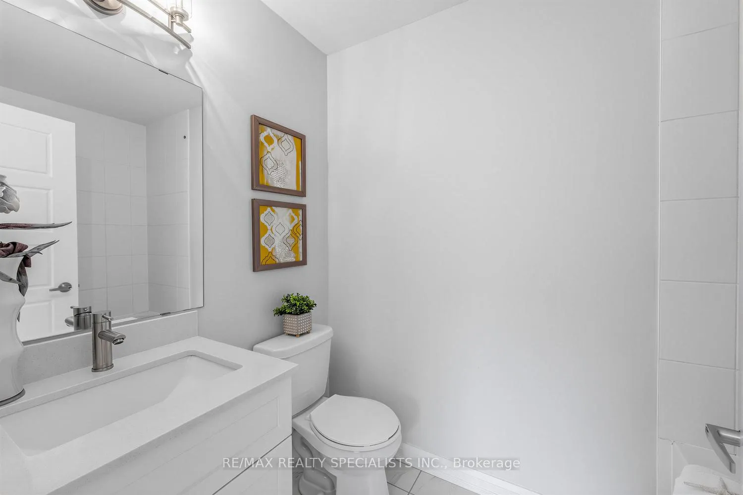 Photo 28 of Unit 92, 165 Hampshire Way, Milton, Dempsey — HOMEH