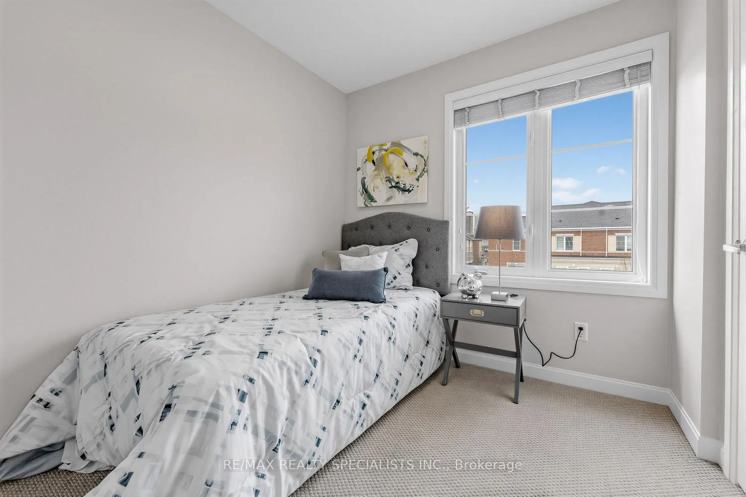 Photo 31 of Unit 92, 165 Hampshire Way, Milton, Dempsey — HOMEH