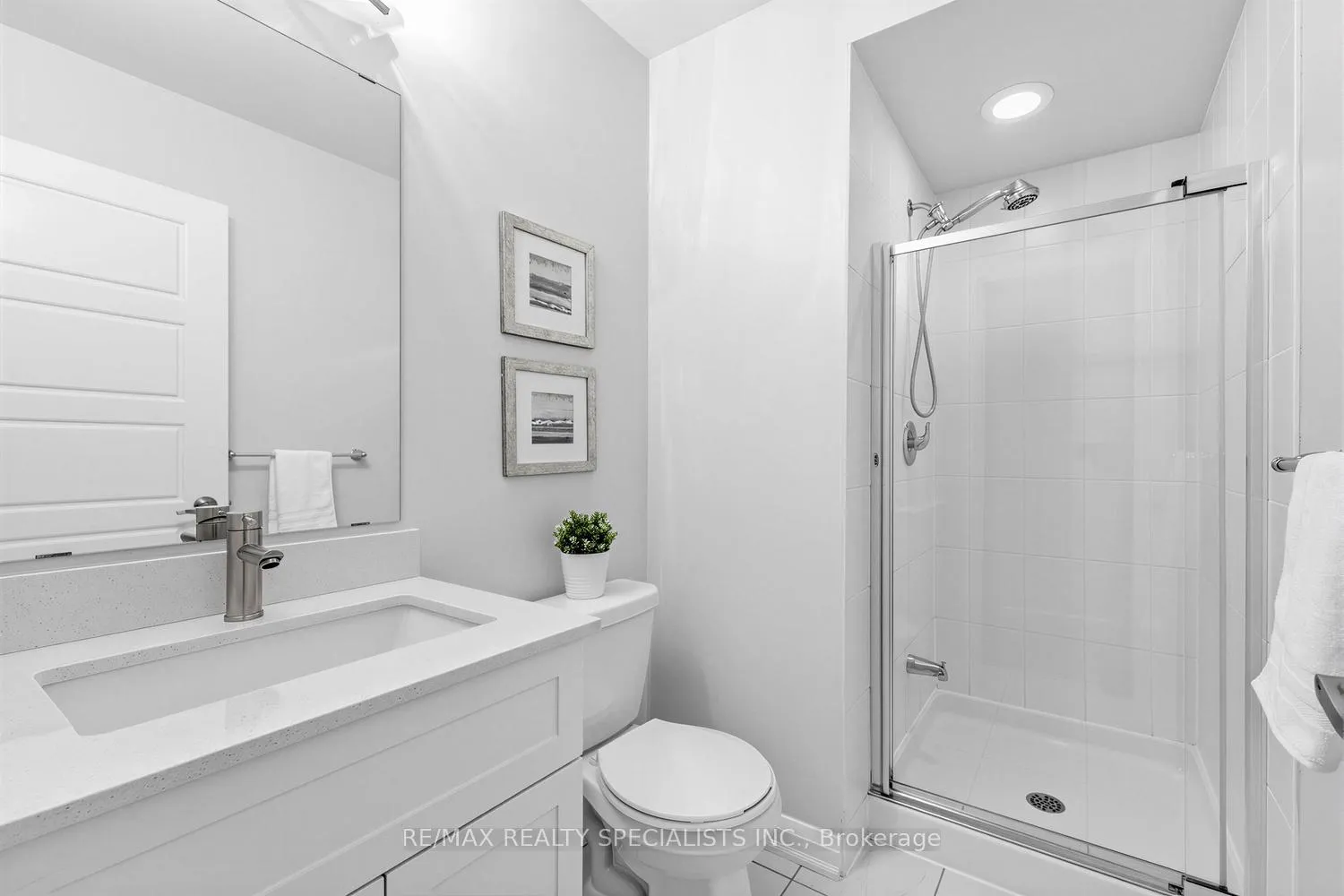 Photo 33 of Unit 92, 165 Hampshire Way, Milton, Dempsey — HOMEH