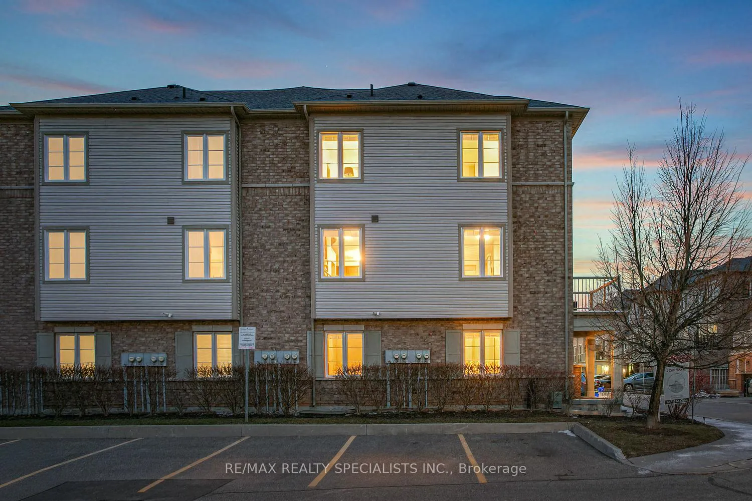 Photo 36 of Unit 92, 165 Hampshire Way, Milton, Dempsey — HOMEH