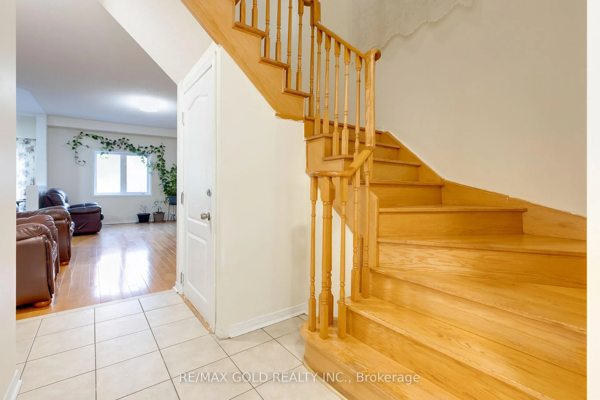 Photo 17 of 17 Maddybeth Crescent, Brampton, Bram West — HOMEH