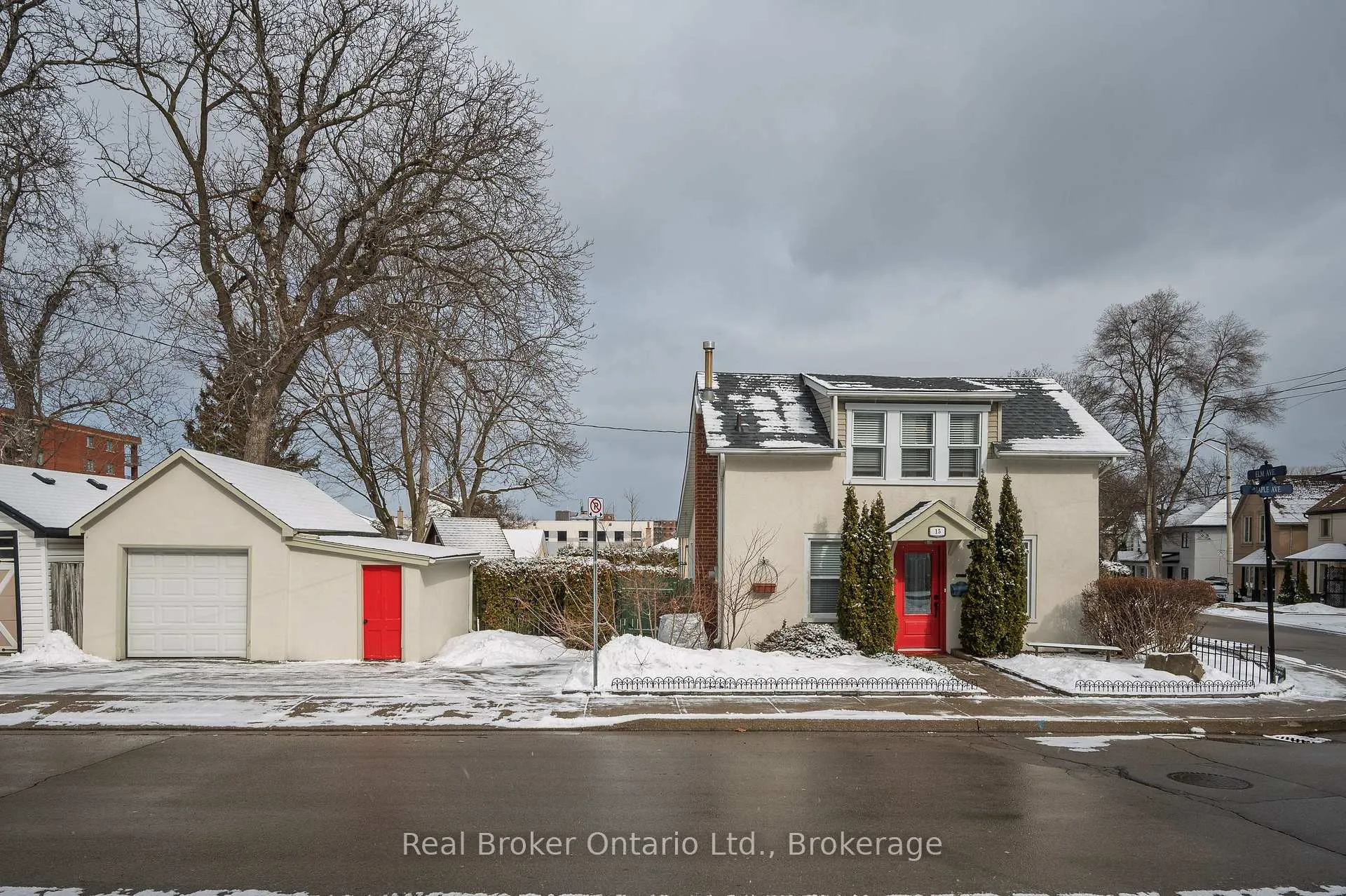 Front of 15 Maple Avenue