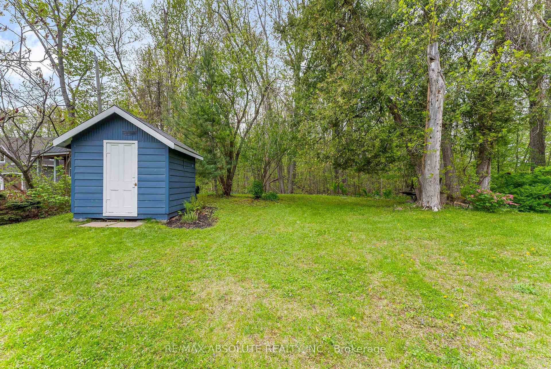 Photo 19 of 863 Archibald Street, McNab/Braeside, Mcnab/Braeside Twps — HOMEH