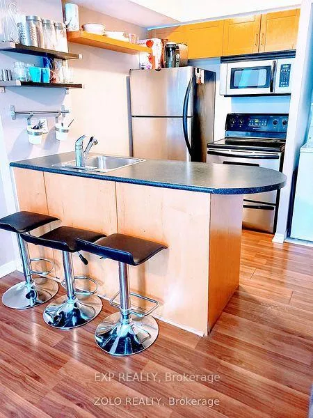Photo 6 of Unit 521, 46 East Liberty Street, Toronto, Niagara — HOMEH