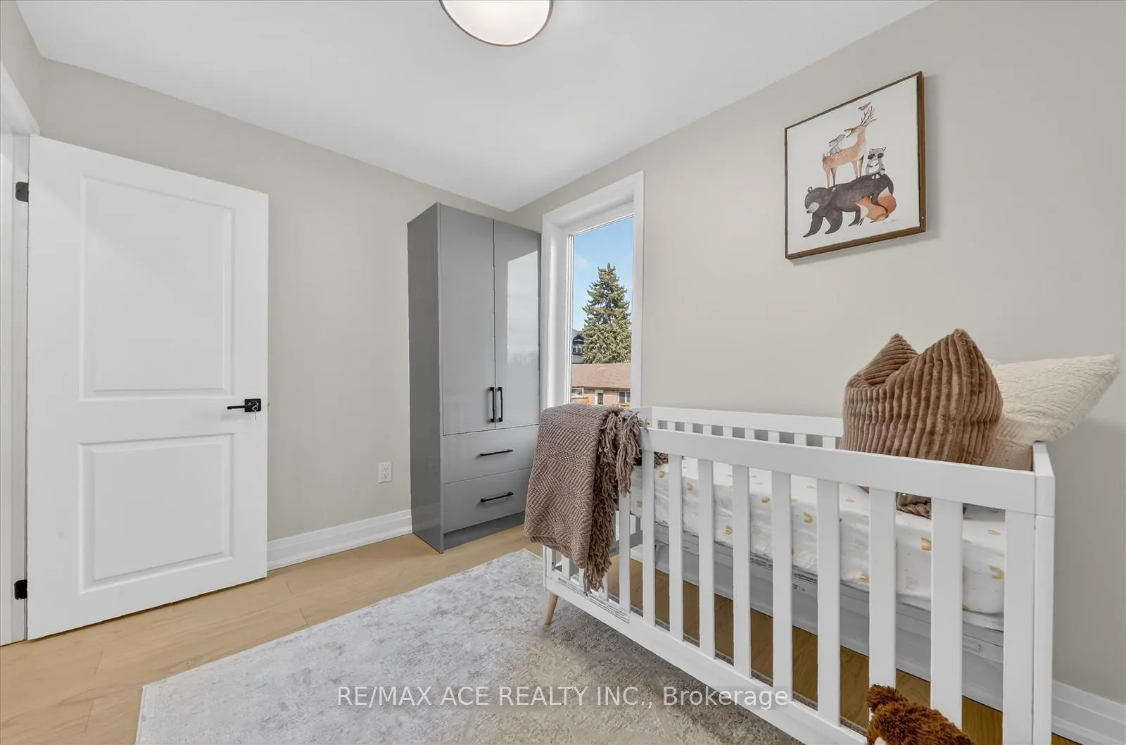 Photo 19 of 325 Boon Avenue, Toronto, Caledonia-Fairbank — HOMEH