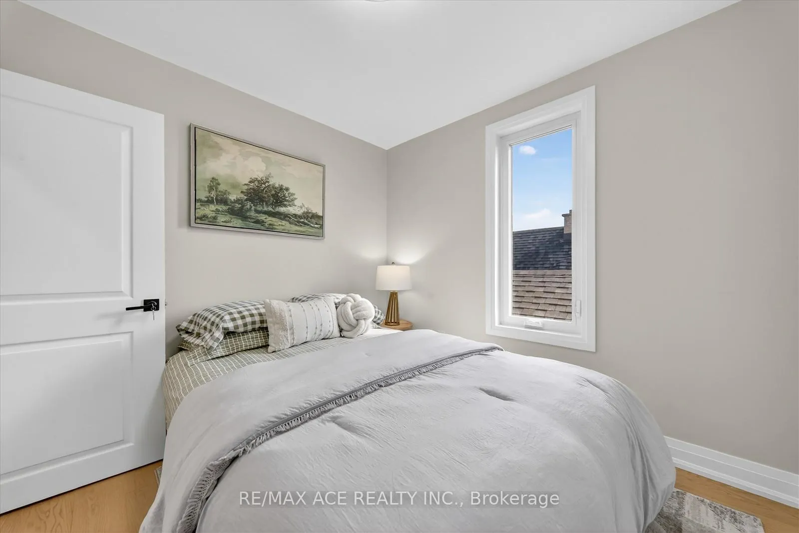 Photo 22 of 325 Boon Avenue, Toronto, Caledonia-Fairbank — HOMEH