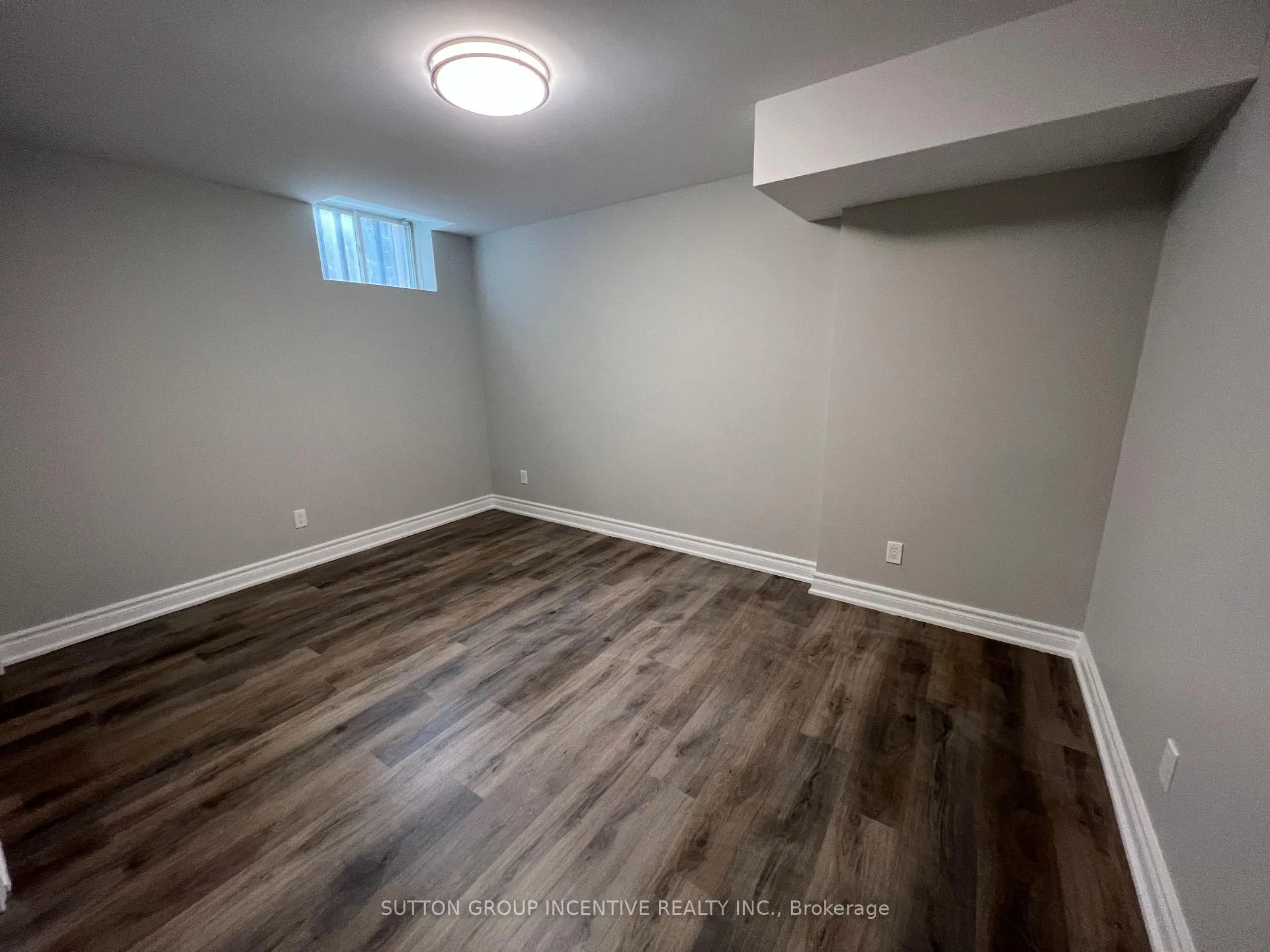 Photo 4 of Unit Lower Unit, 114 Raymond Crescent, Barrie, Painswick South — HOMEH