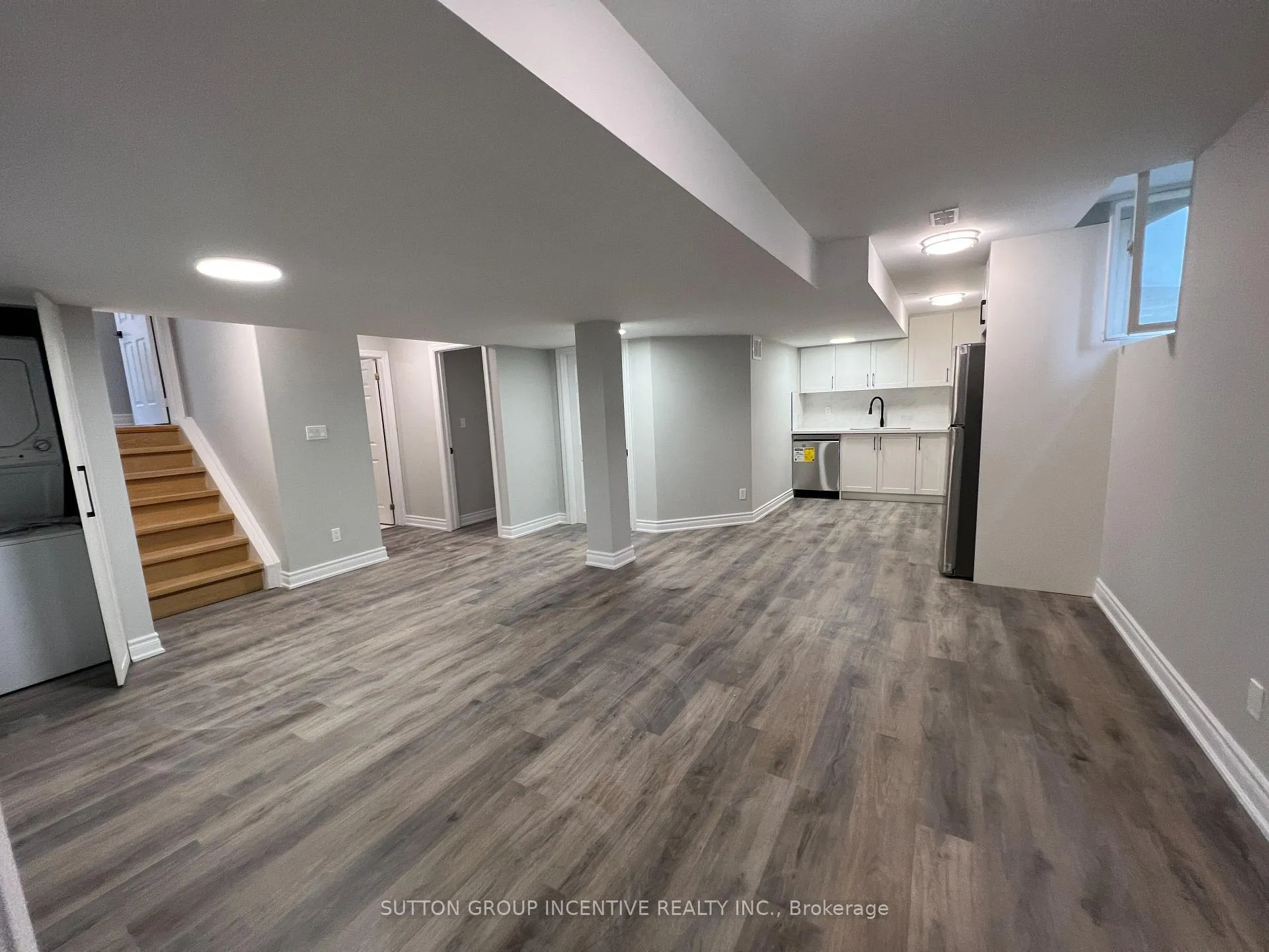 Photo 8 of Unit Lower Unit, 114 Raymond Crescent, Barrie, Painswick South — HOMEH