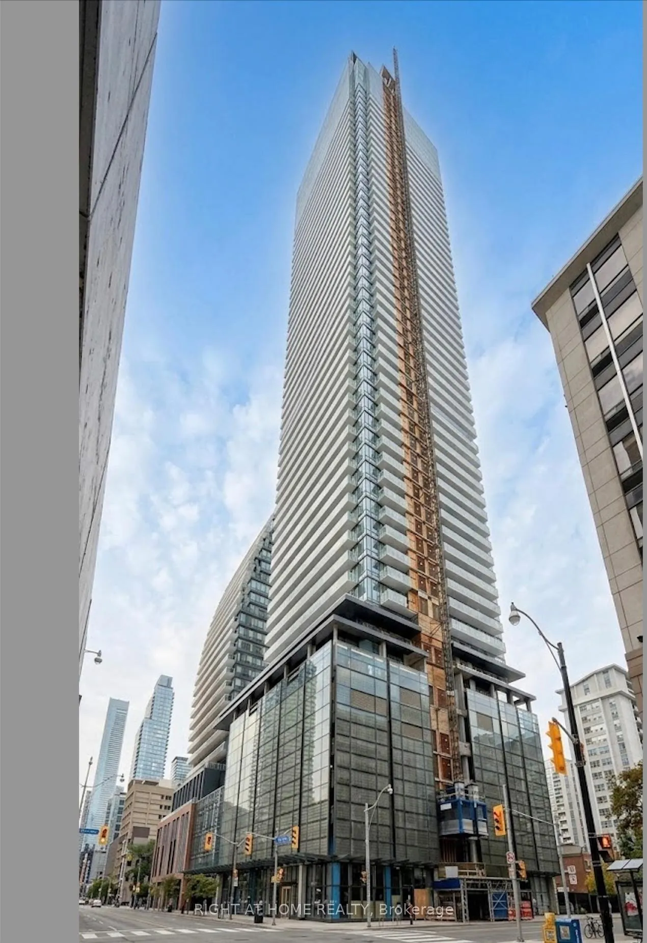 Photo 12 of Unit 2004, 501 Yonge Street, Toronto, Church-Yonge Corridor — HOMEH