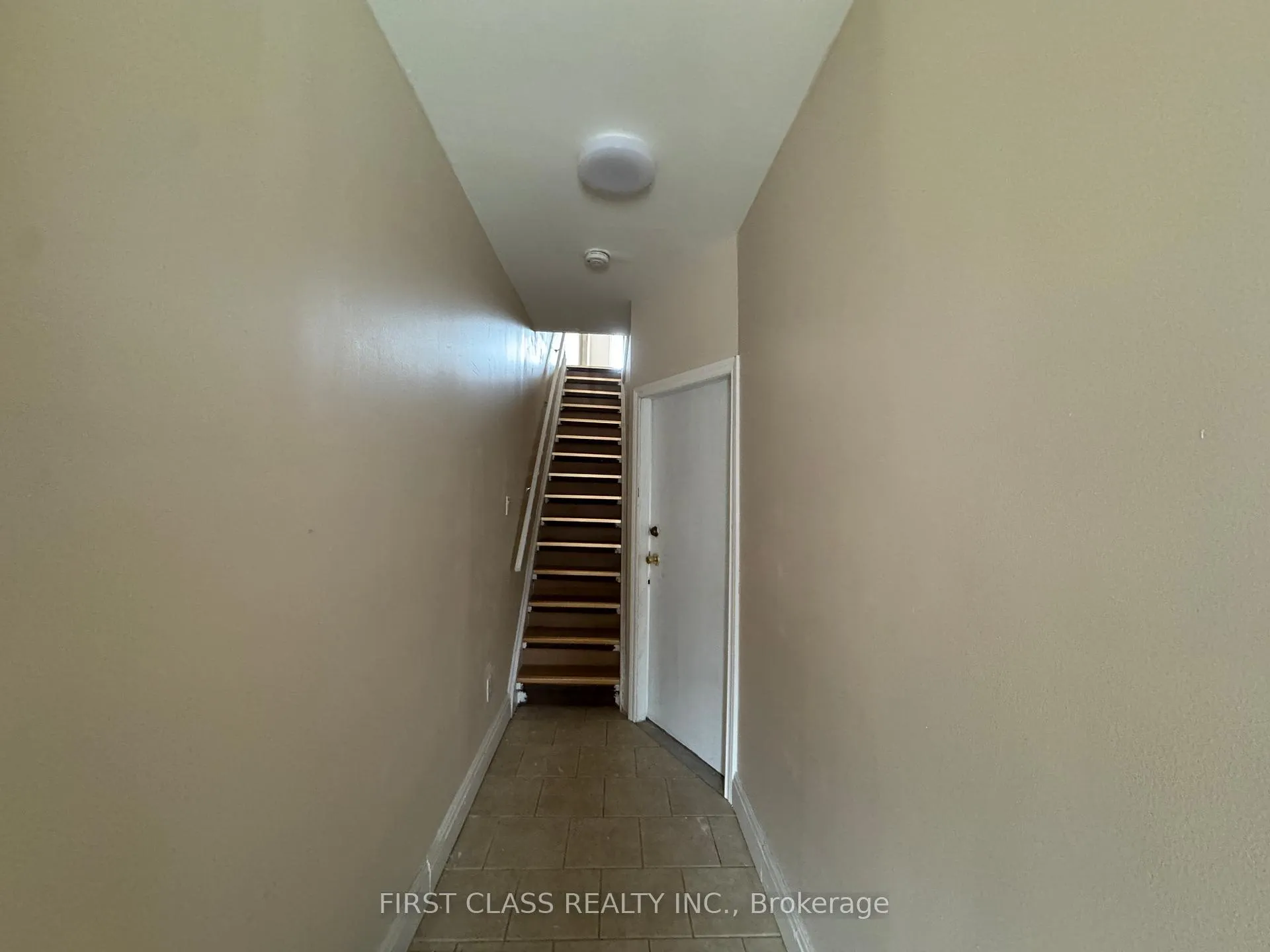 Photo 7 of Unit Main, 30 Endean Avenue, Toronto, South Riverdale — HOMEH
