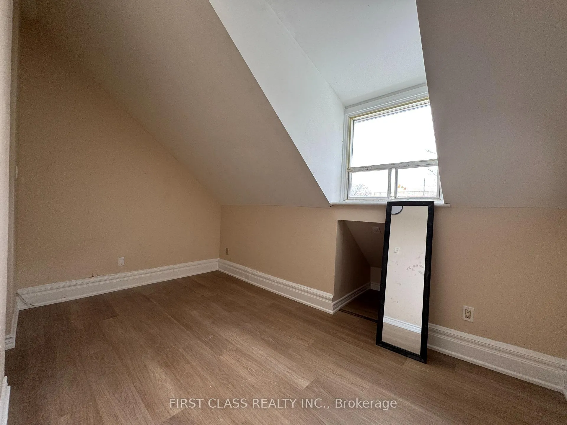 Photo 13 of Unit Main, 30 Endean Avenue, Toronto, South Riverdale — HOMEH