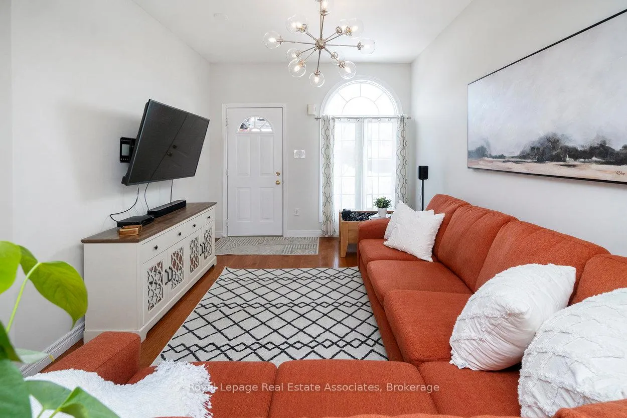 Photo 2 of 23 Rachlin Drive, Halton Hills, Acton — HOMEH