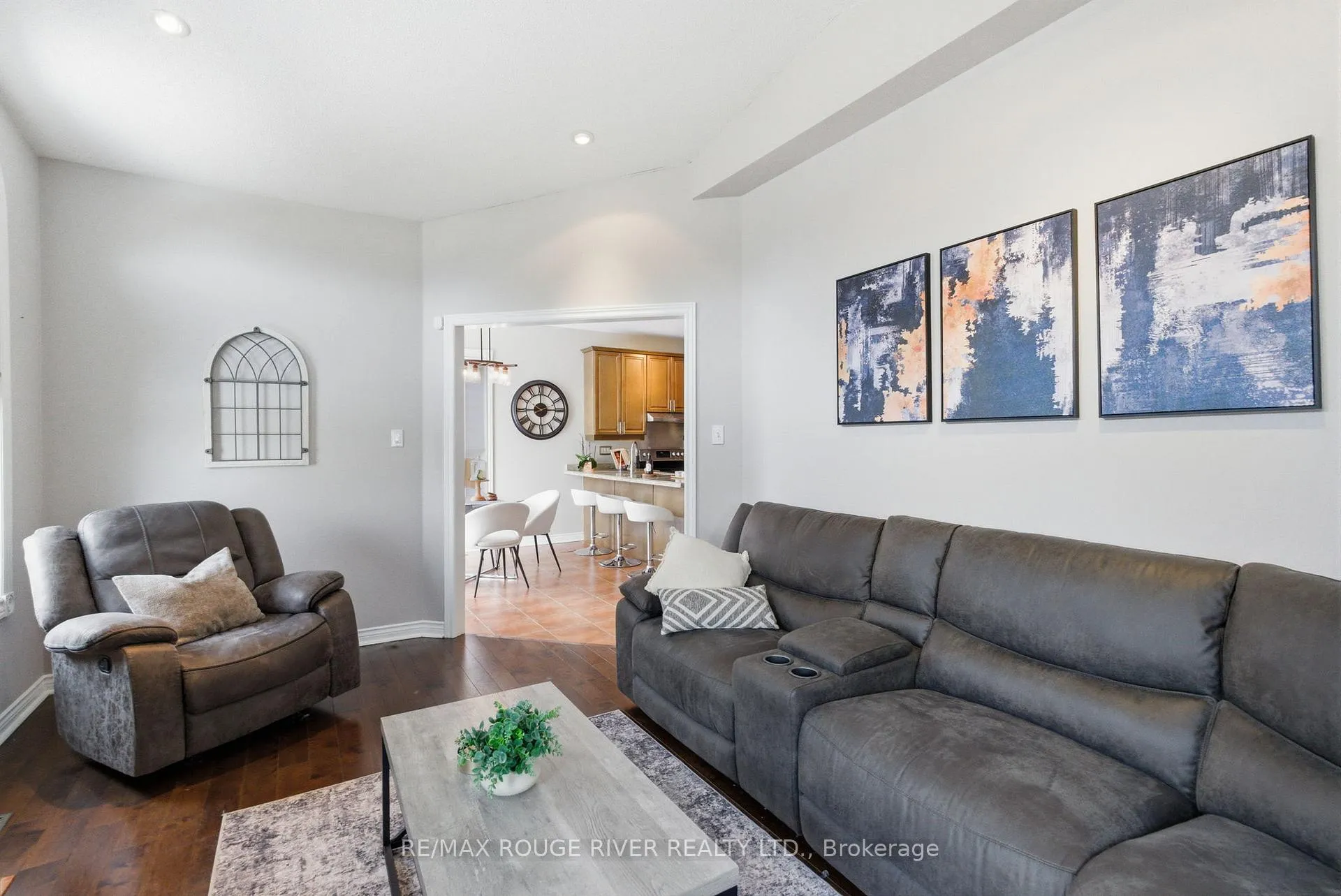 Photo 19 of 2 Hesham Drive, Whitby, Brooklin — HOMEH