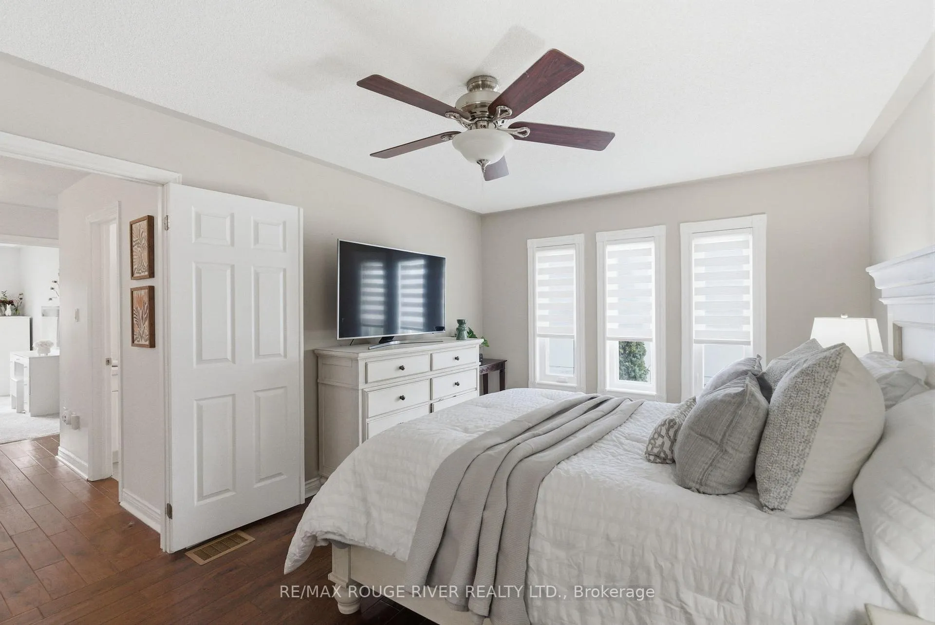 Photo 24 of 2 Hesham Drive, Whitby, Brooklin — HOMEH