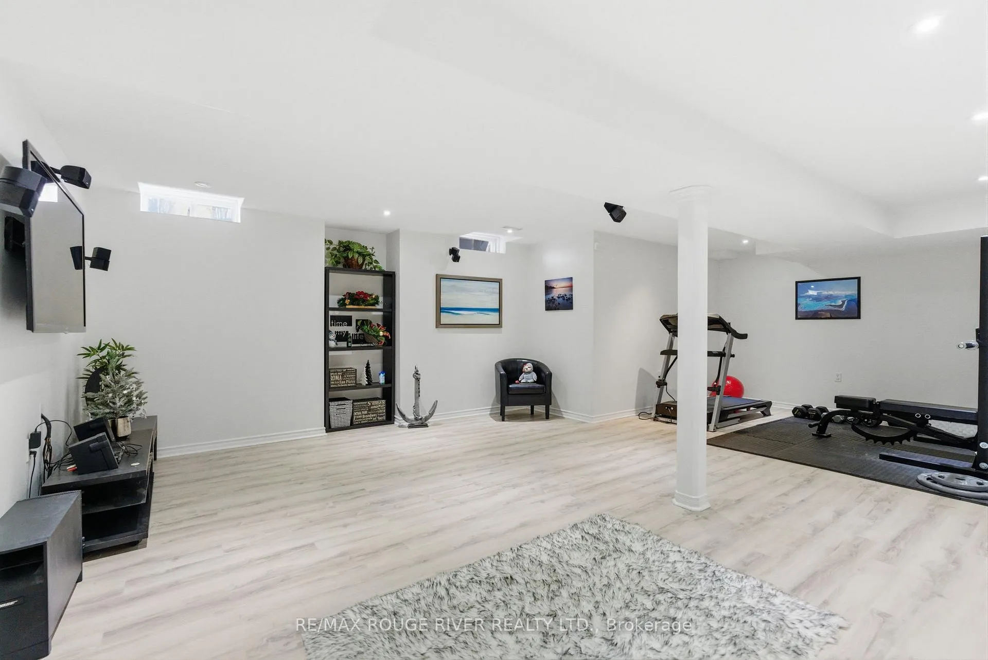 Photo 40 of 2 Hesham Drive, Whitby, Brooklin — HOMEH
