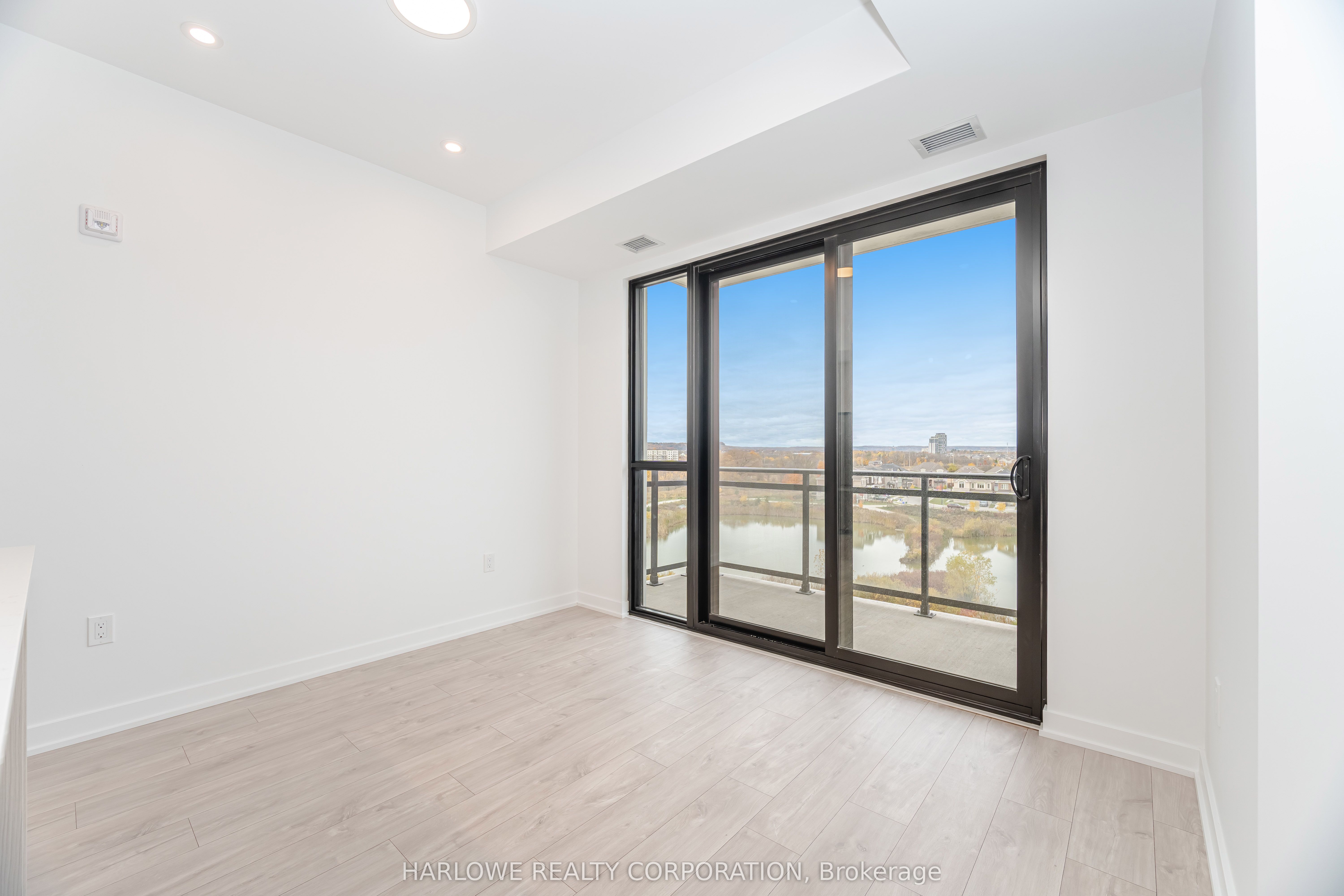 Photo 10 of Unit 312, 720 Whitlock Avenue, Milton, Cobban — HOMEH