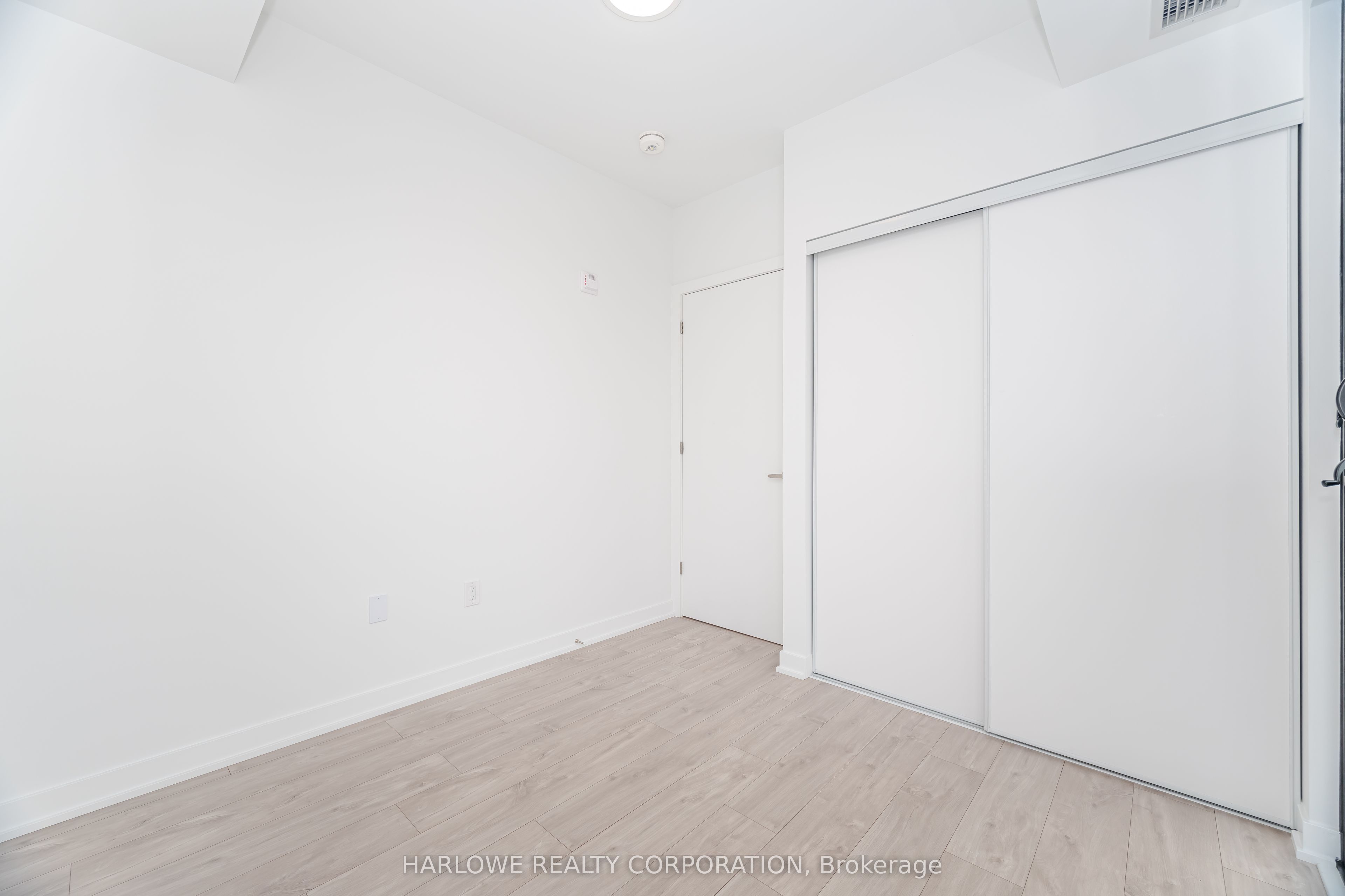 Photo 19 of Unit 312, 720 Whitlock Avenue, Milton, Cobban — HOMEH