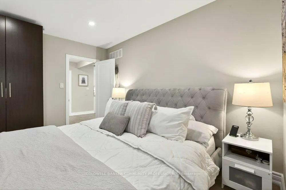 Photo 18 of 237 East 32nd Street, Hamilton, Raleigh — HOMEH