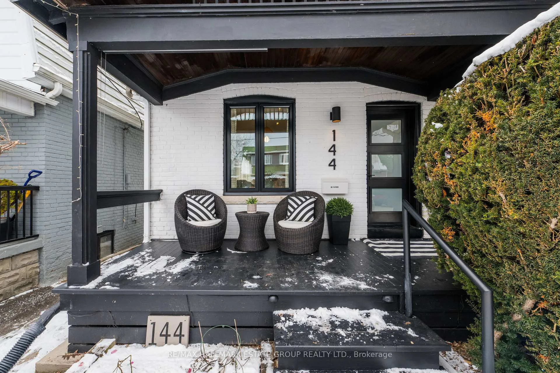 Photo 2 of 144 Glebemount Avenue, Toronto, Danforth Village-East York — HOMEH
