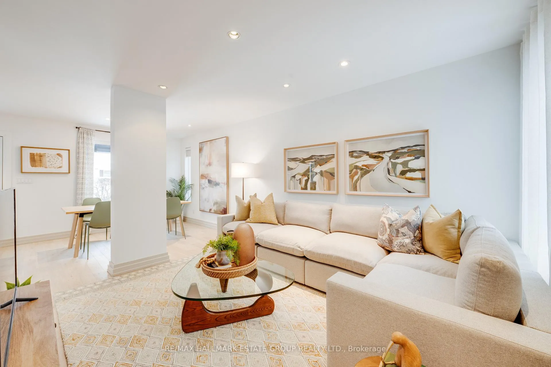 Photo 11 of 144 Glebemount Avenue, Toronto, Danforth Village-East York — HOMEH