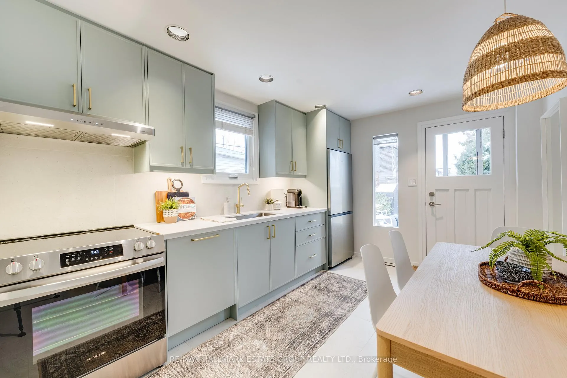 Photo 13 of 144 Glebemount Avenue, Toronto, Danforth Village-East York — HOMEH
