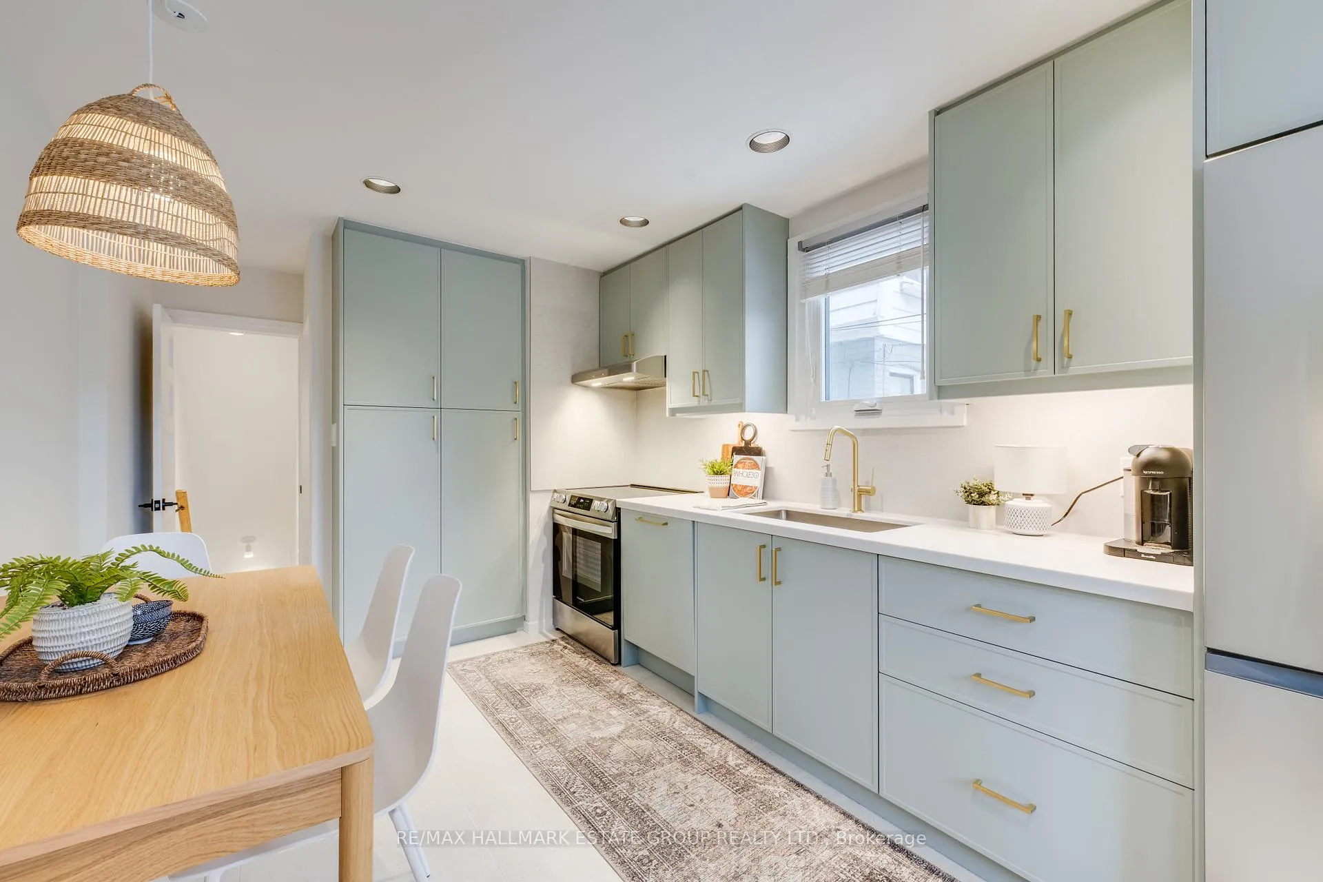 Photo 14 of 144 Glebemount Avenue, Toronto, Danforth Village-East York — HOMEH