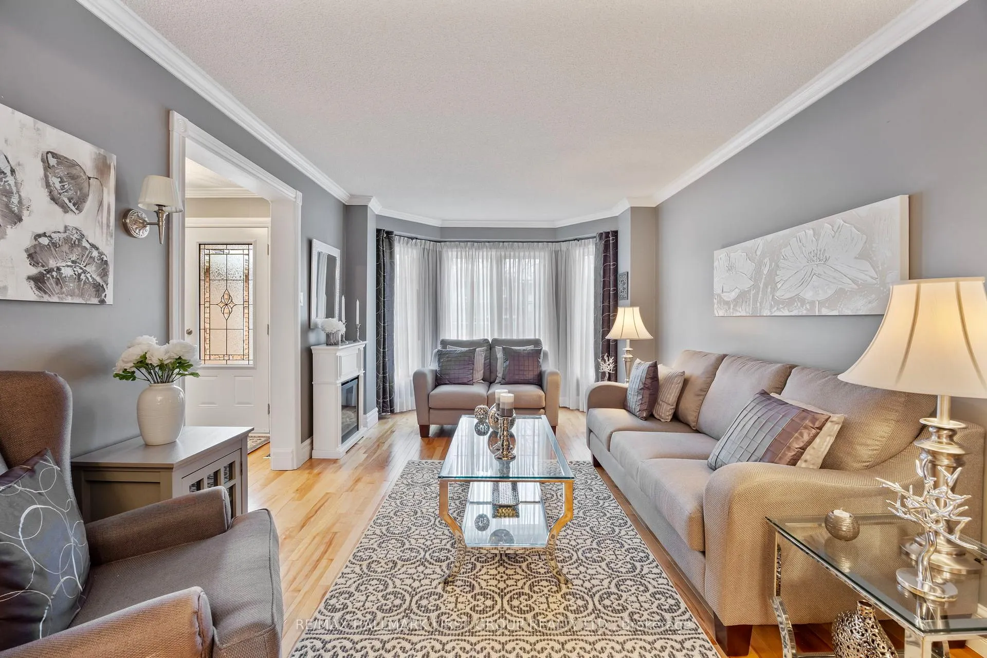 Photo 8 of 121 Glenabbey Drive, Clarington, Courtice — HOMEH