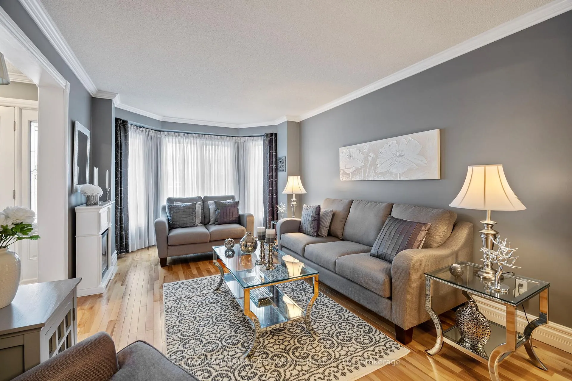 Photo 9 of 121 Glenabbey Drive, Clarington, Courtice — HOMEH