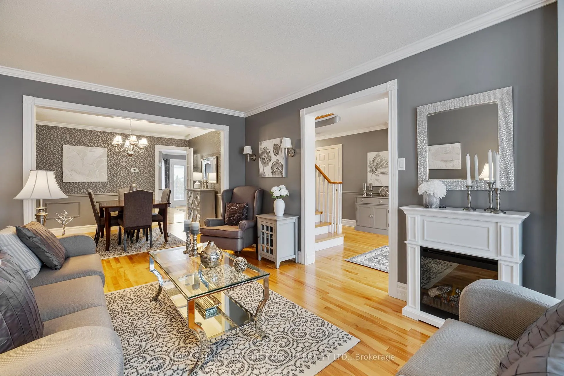 Photo 10 of 121 Glenabbey Drive, Clarington, Courtice — HOMEH